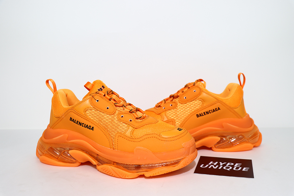 BALENCIAGA TRIPLE S SNEKAER  Orange - Sneaker Replica Workshop