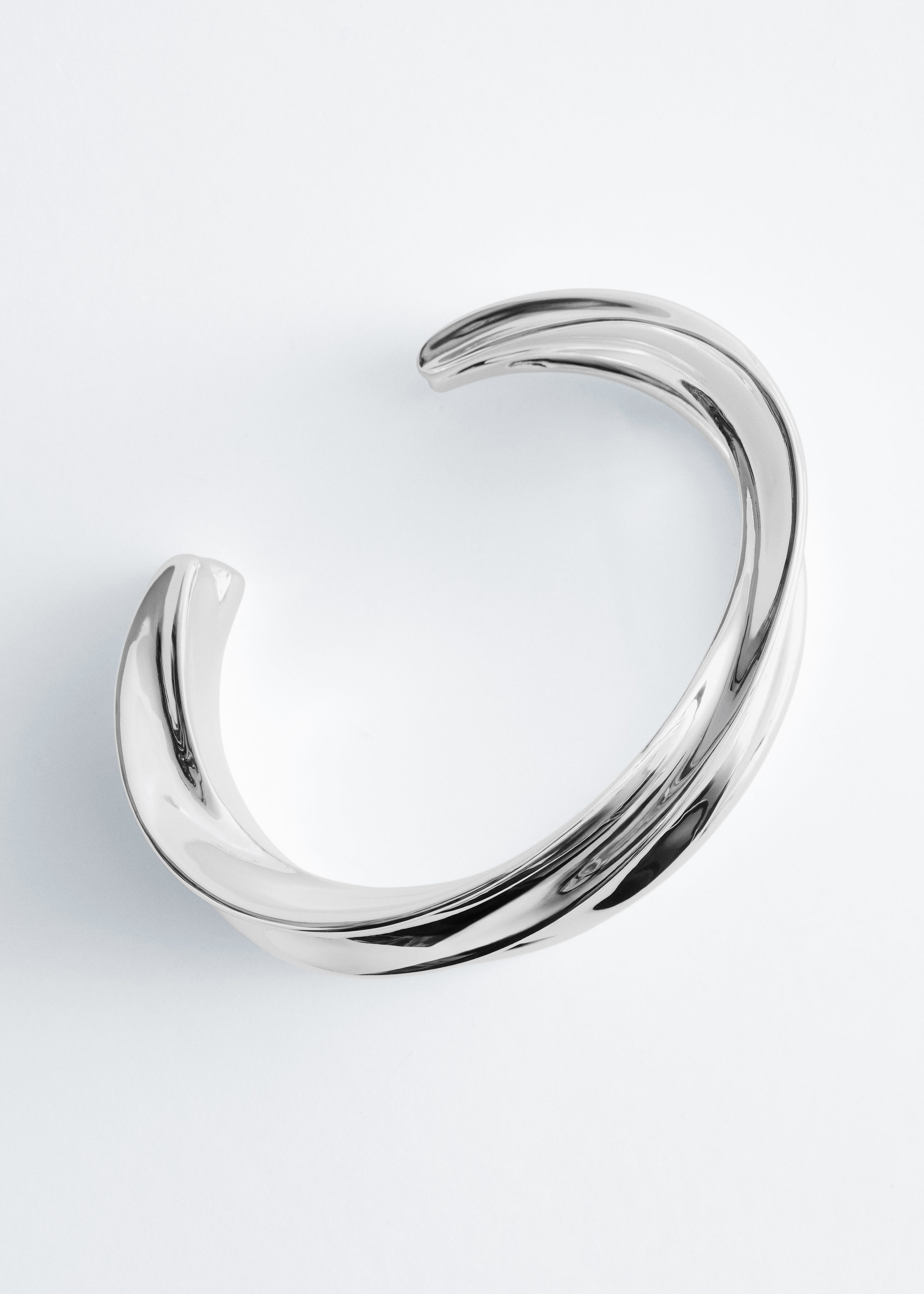 & Other Stories SCULPTURAL CUFF BRACELET