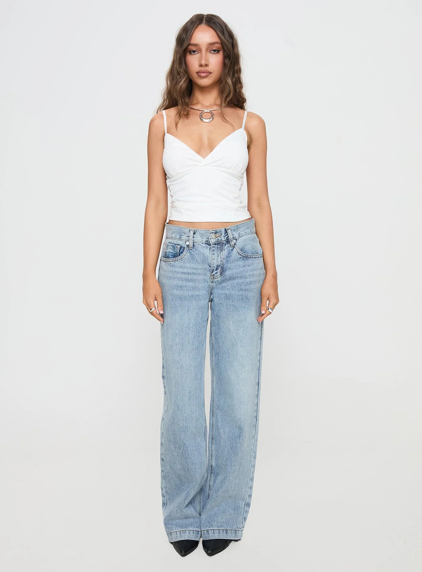 Anelli Low Rise Straight Leg Jeans Light Blue Wash