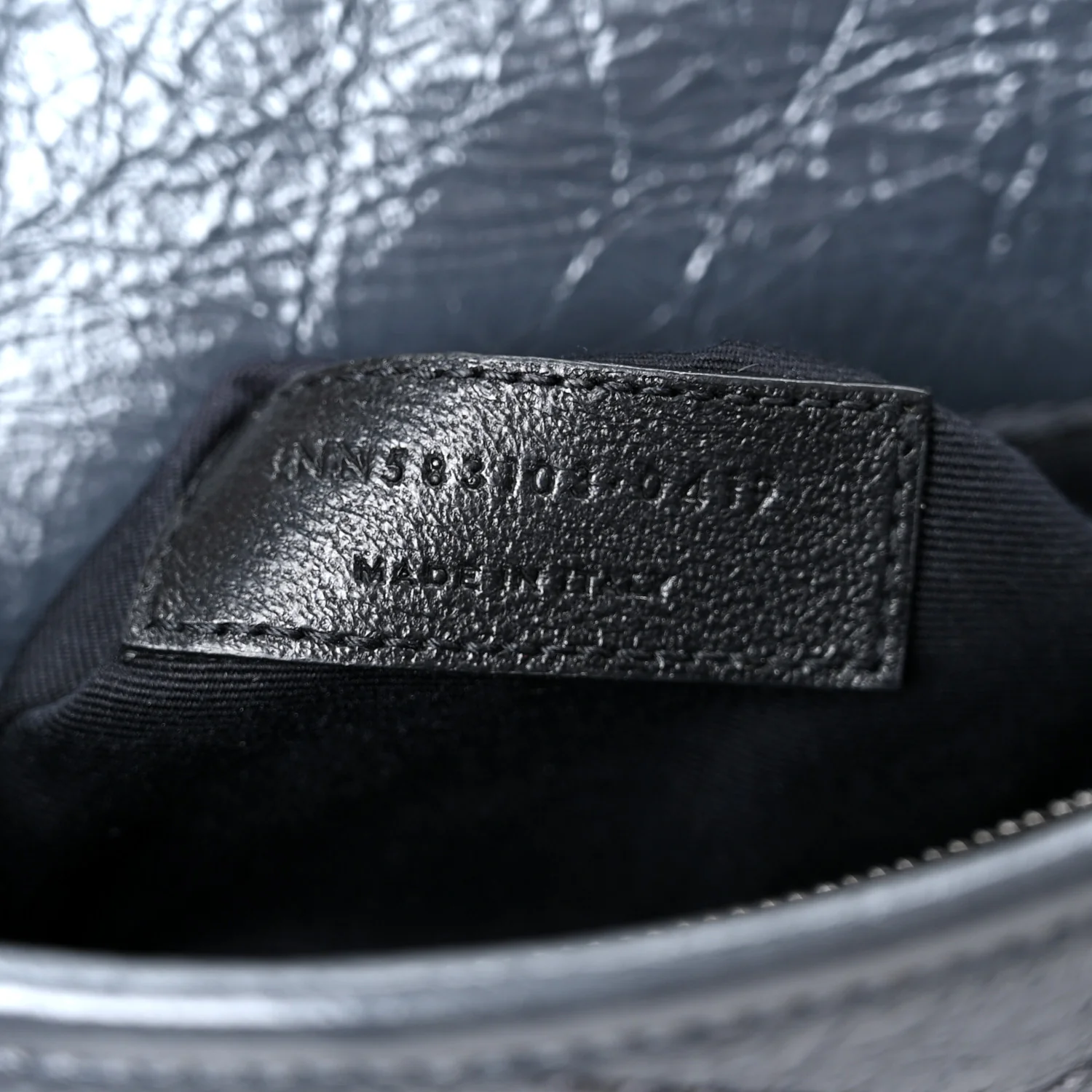 Crinkled Calfskin Matelasse Monogram Niki Chain Wallet Dark Smog - Top Club