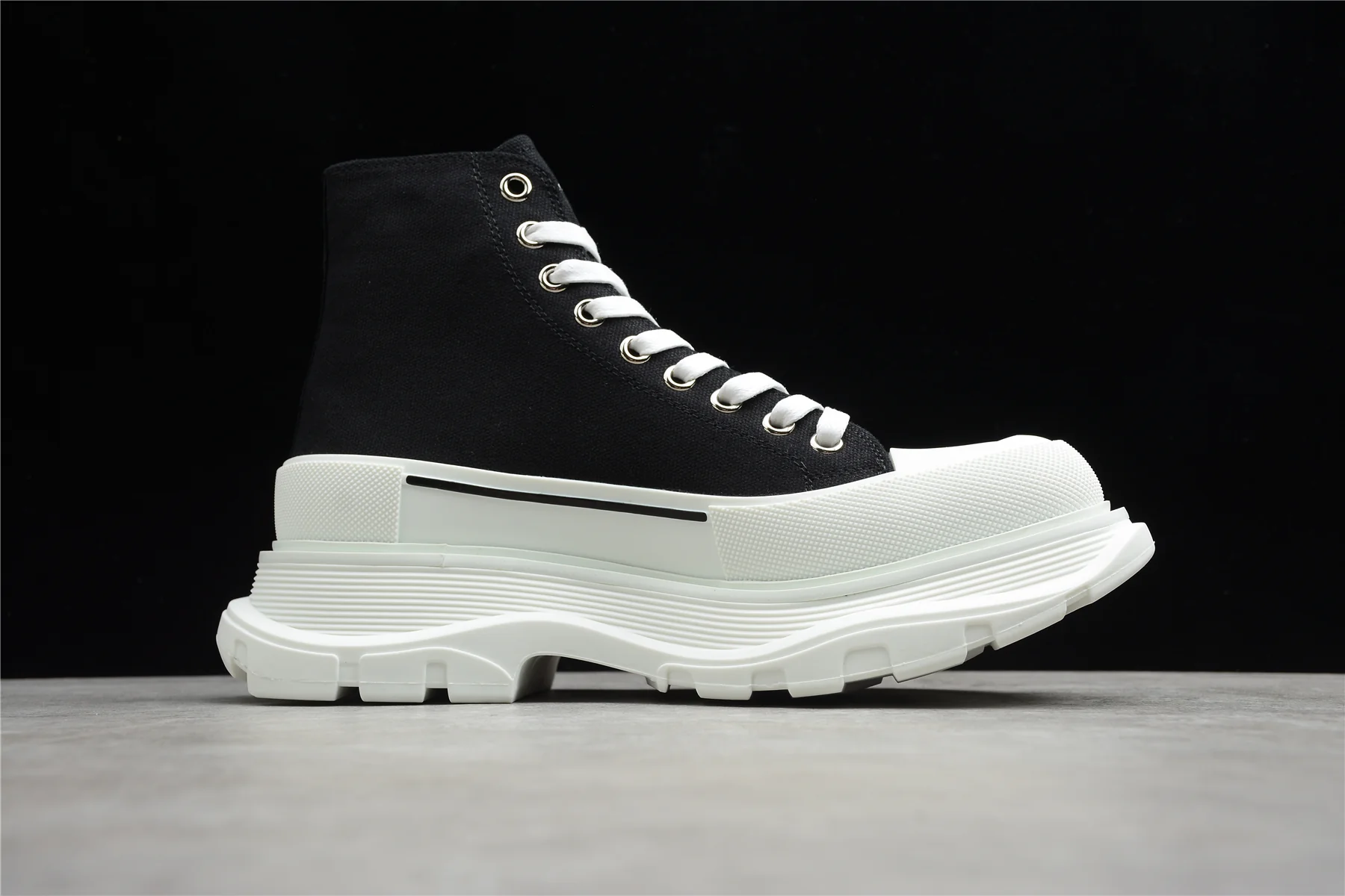Alexander McQueen Tread Slick Boots 'Black White' - Sneaker Replica Workshop