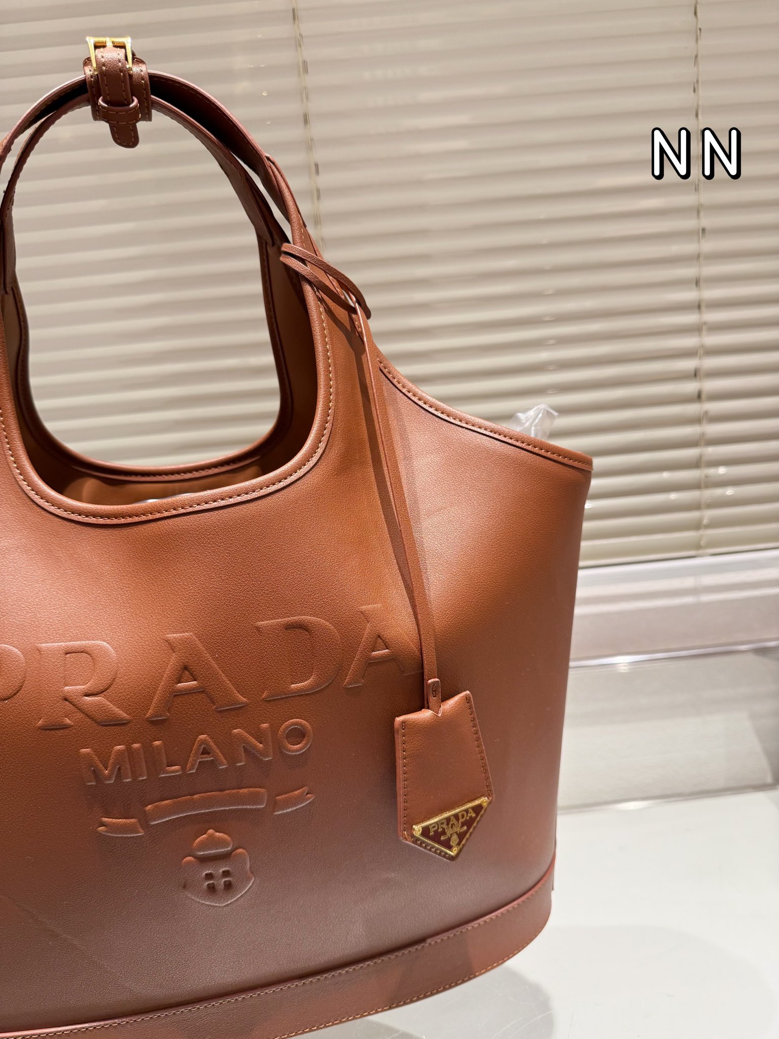 Pra new arrival tote bag size:28*22 cm - Top Club