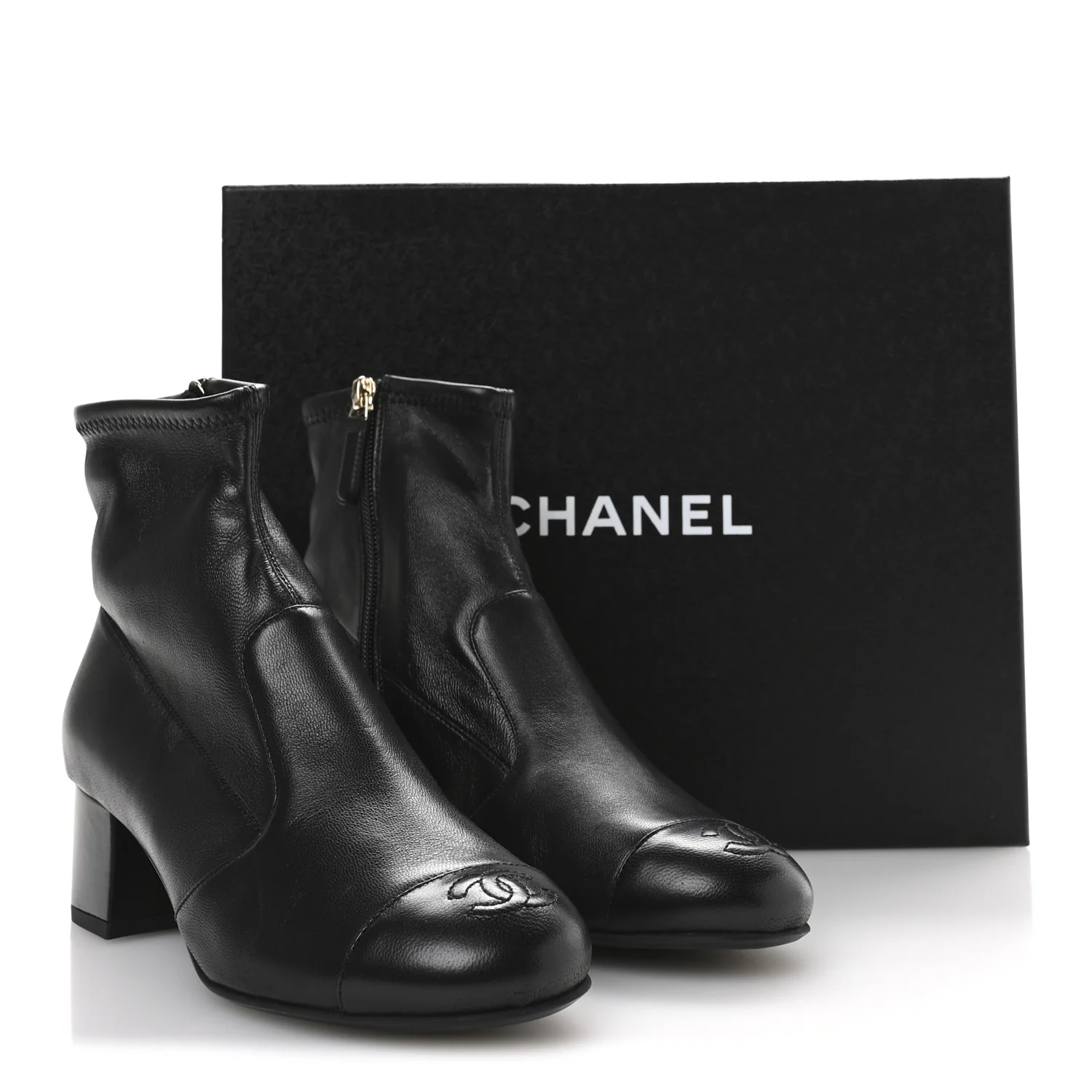Stretch Lambskin Cap Toe CC Uniform Short Boots 36.5 Black - Top Club