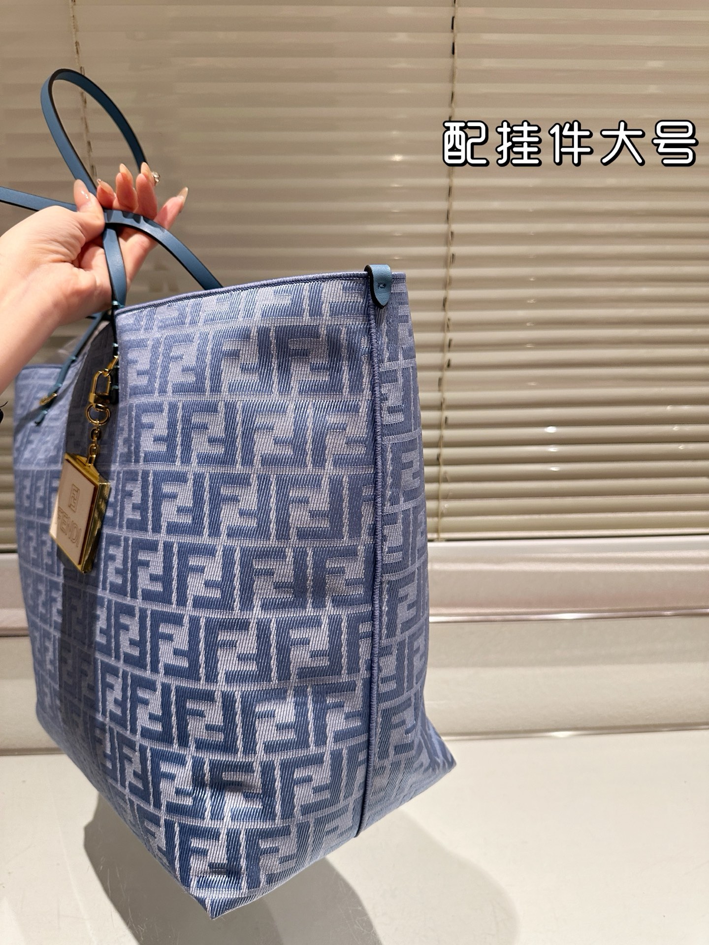 fen new arrival tote bag big size: 36*34 cm - Top Club
