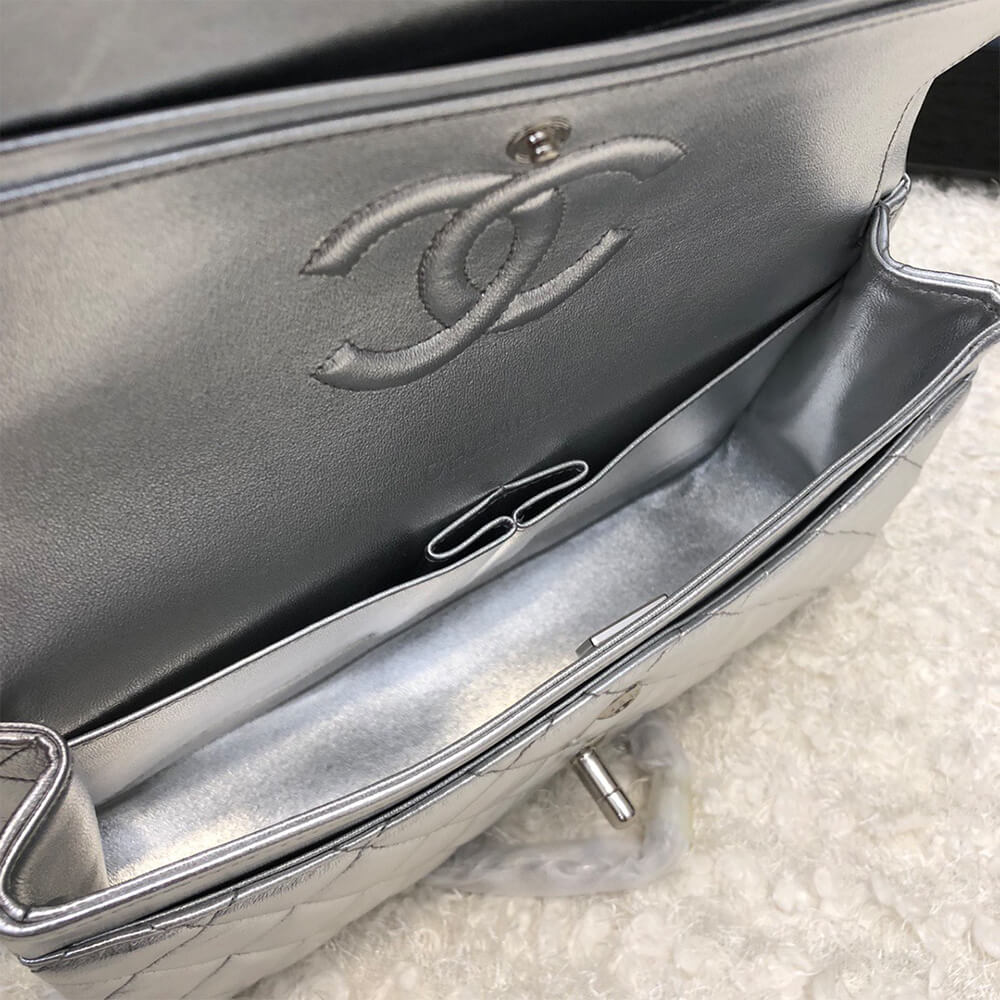 CHANEL Classic Flap Medium(High-end Grade) - Top Club