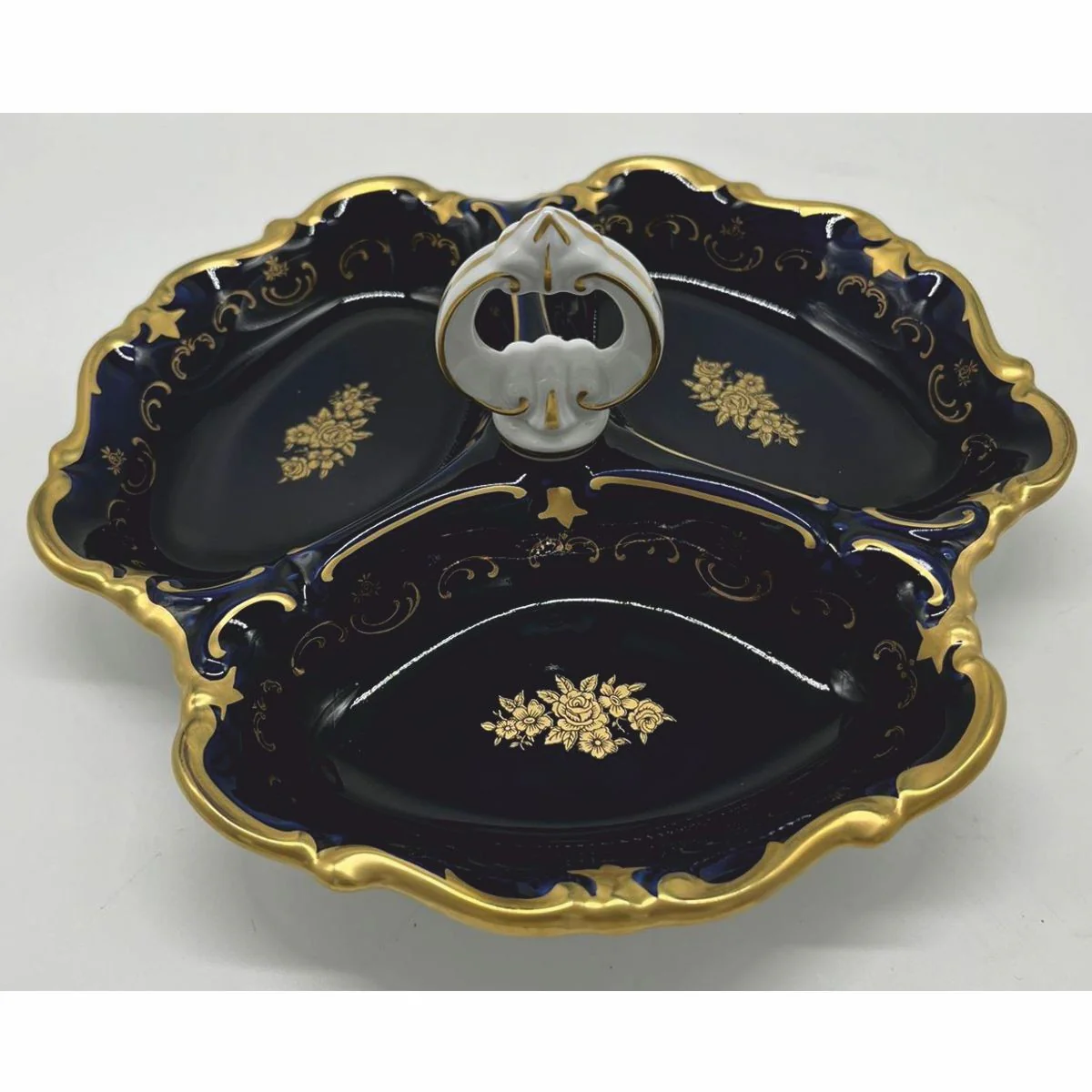 Luxury baroque porcelain serving bowl with carrying handle Ø 25 cm - Reichenbach porcelain