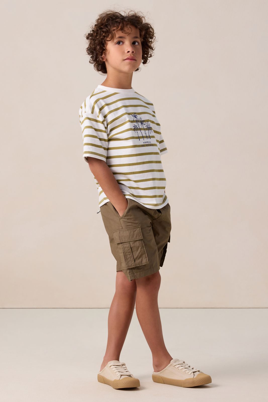 Groen gestreept T-shirt