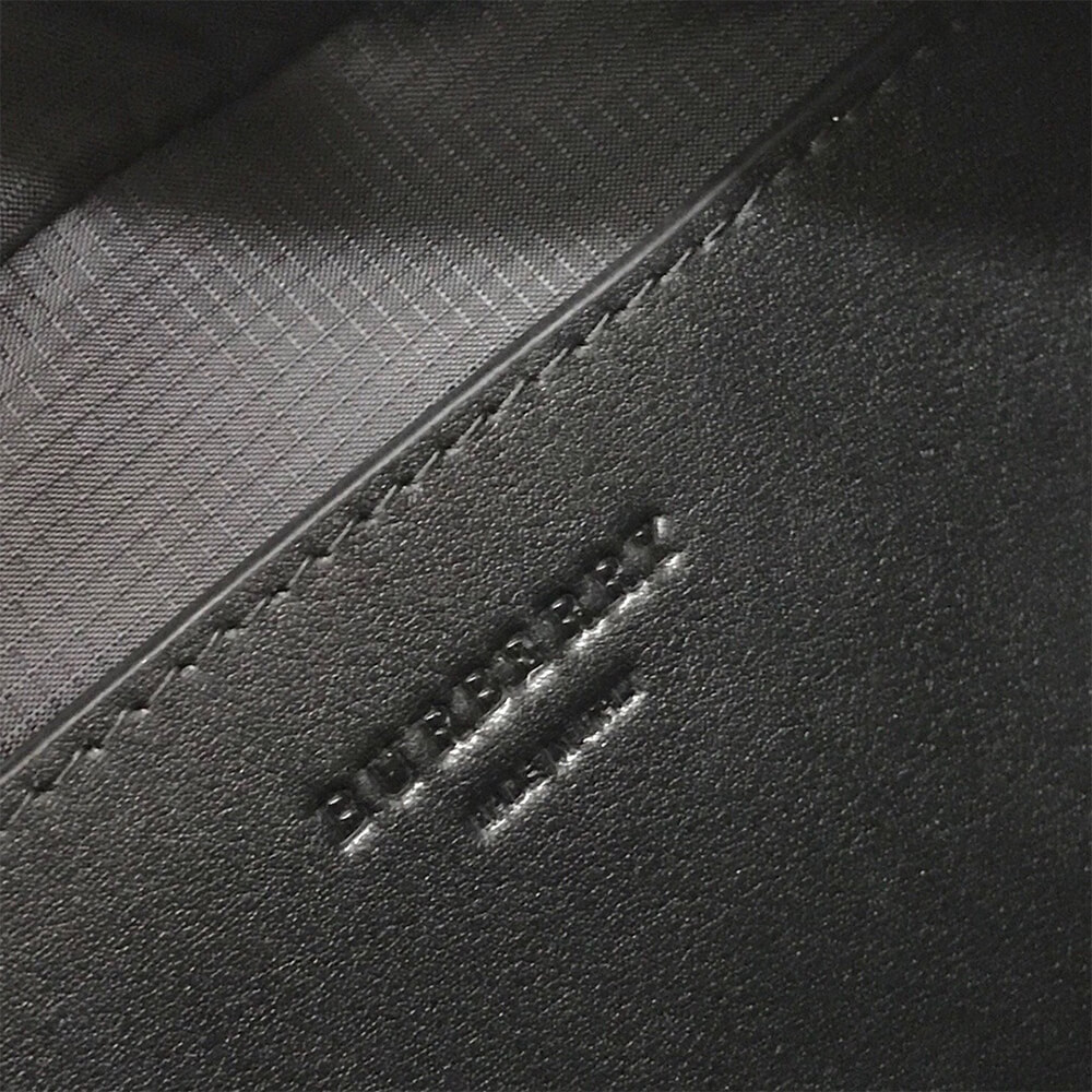 Burberry Paddy Bag - Top Club
