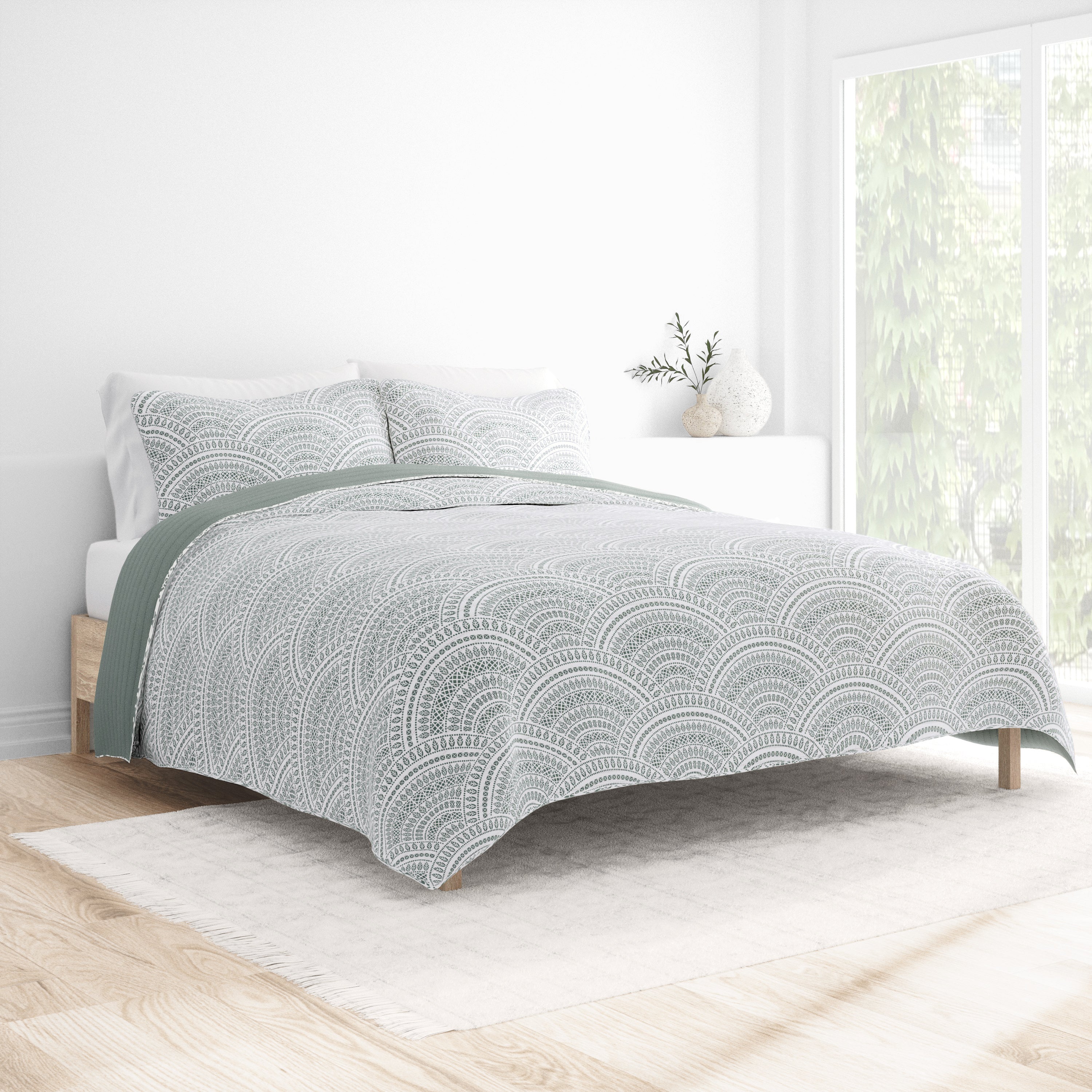 Scallop Reversible Quilted Coverlet Set (Sale)