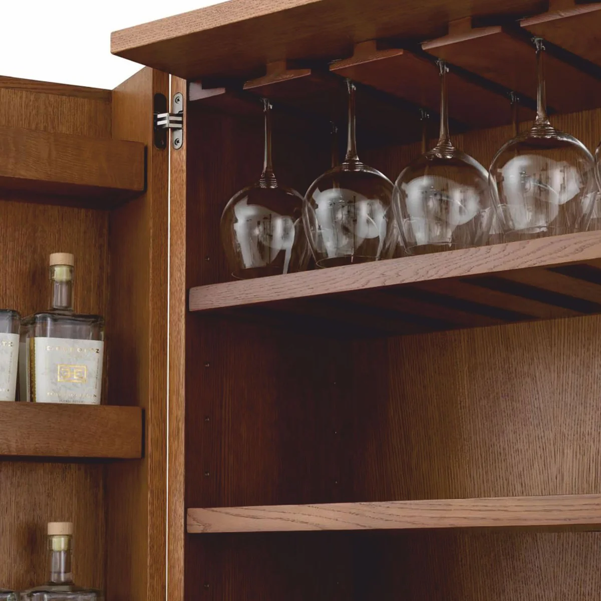 Luxury bar cabinet - wine cabinet with 2 doors brown / bronze H. 167.5 cm - bar furniture