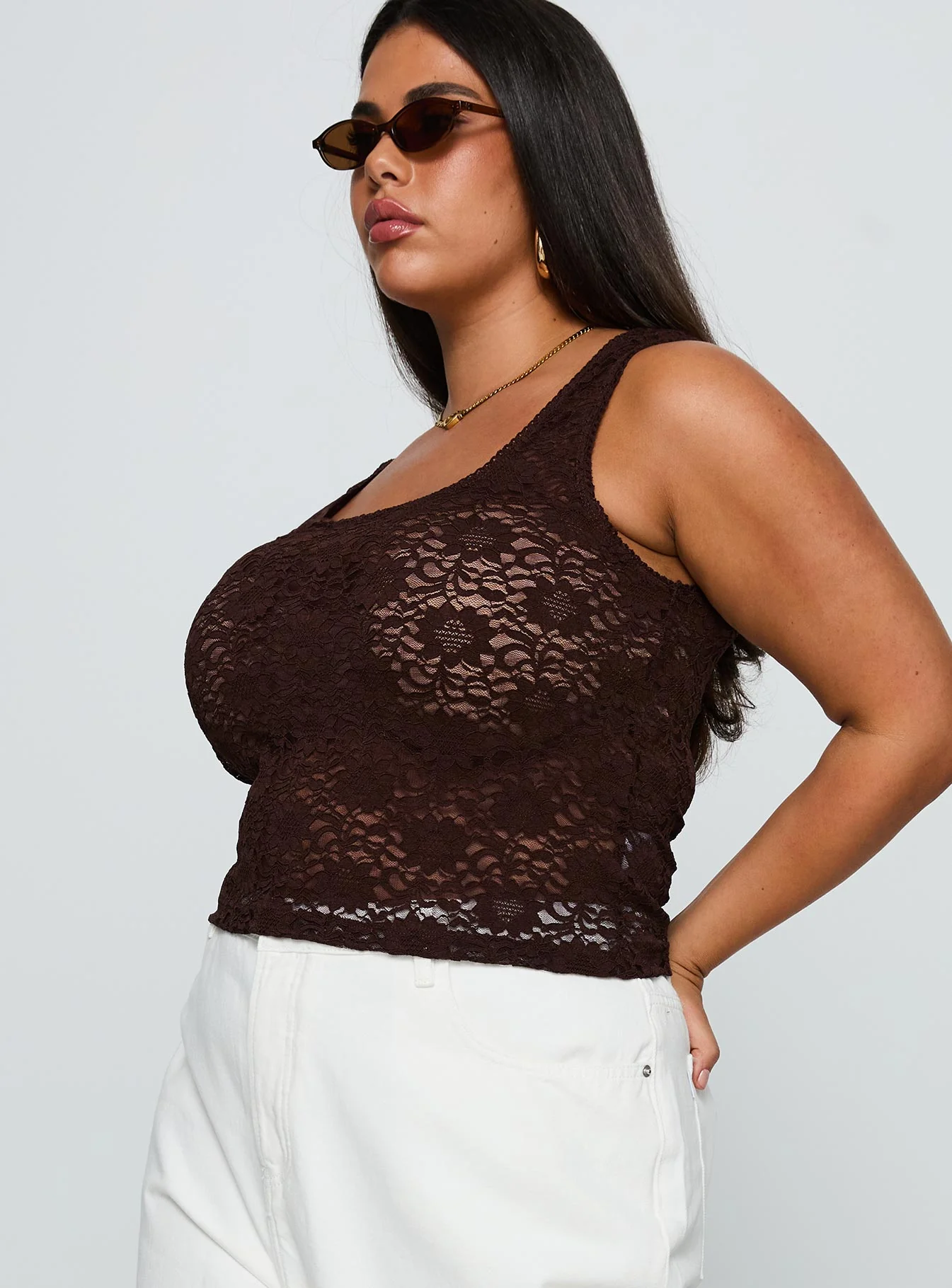 Bennington Lace Top Brown Curve