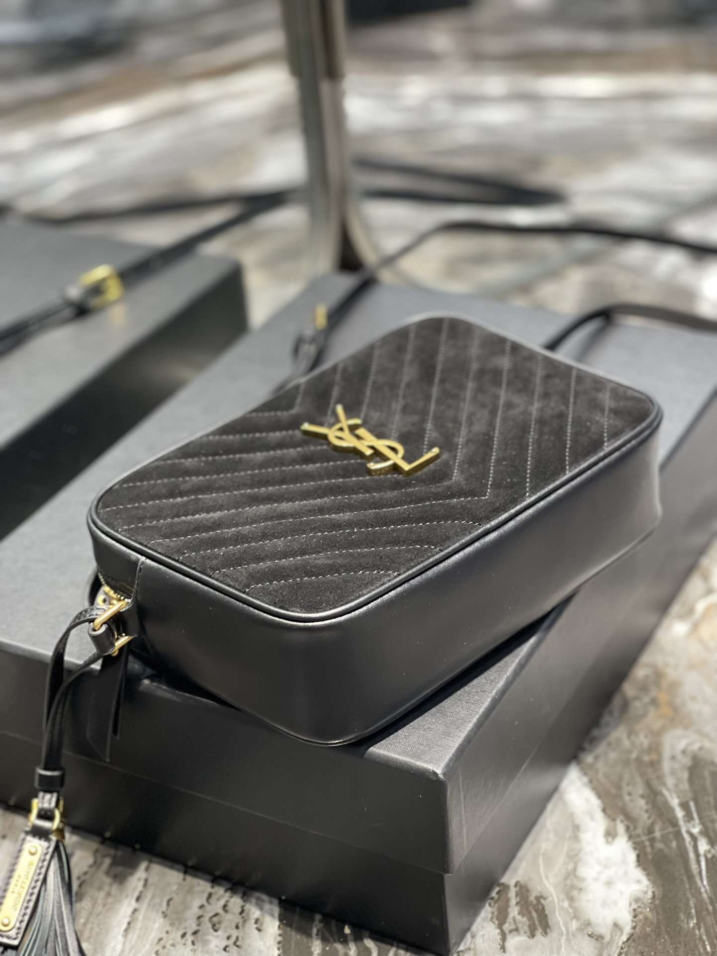 Y Lou Camera Bag Black With Gold Hardware - Top Club
