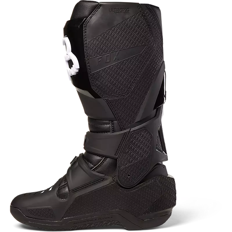 Instincts boots