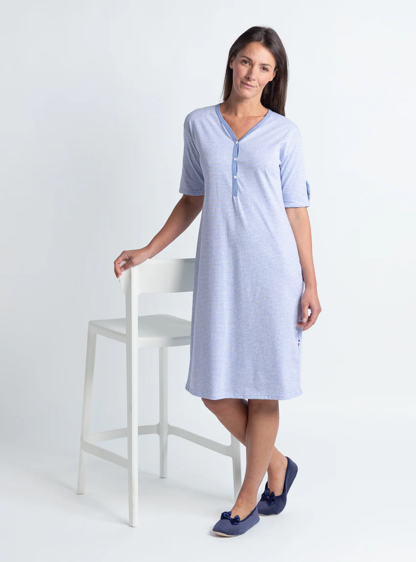 Chemise de nuit femme en coton rayé bleu
