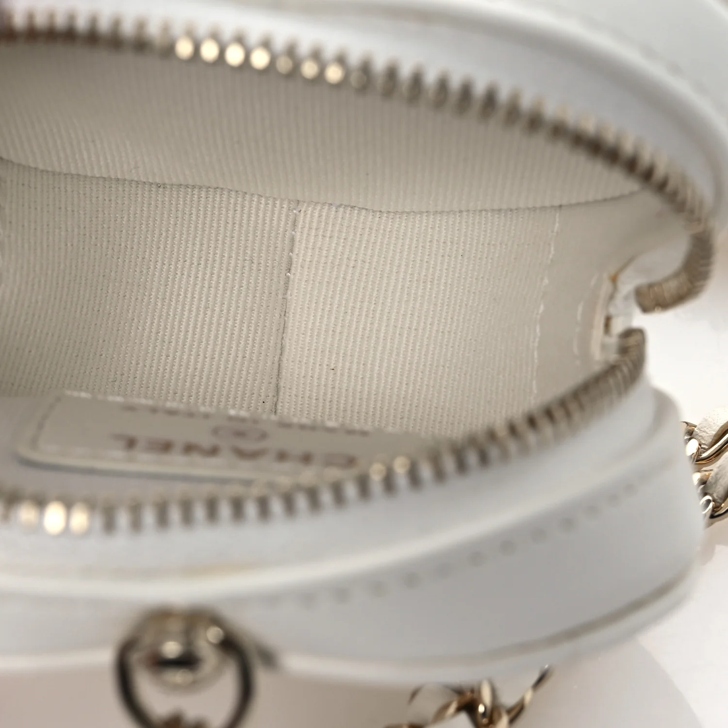Lambskin Quilted CC In Love Heart Coin Purse With Chain White - Top Club