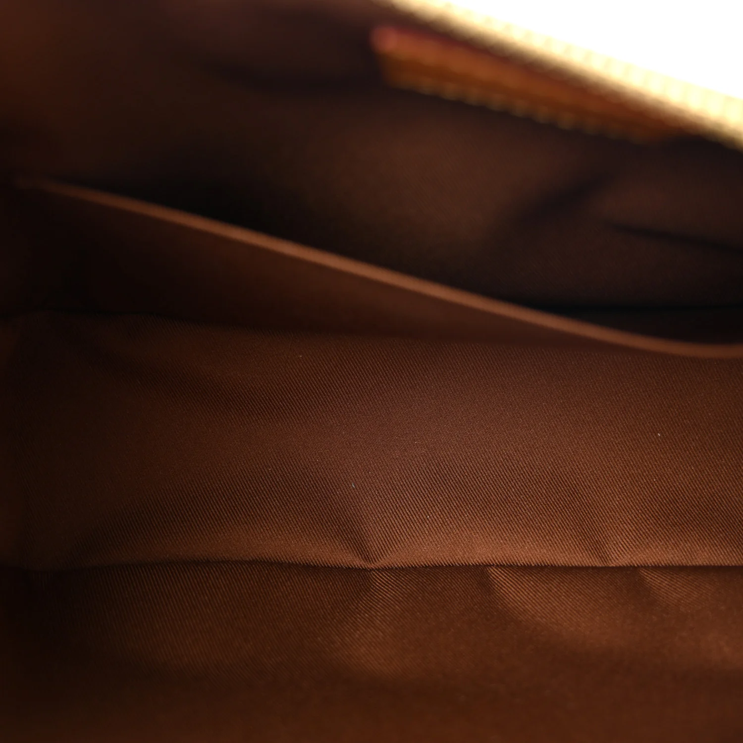 Monogram Dust Pochette Accessoire XL - Top Club