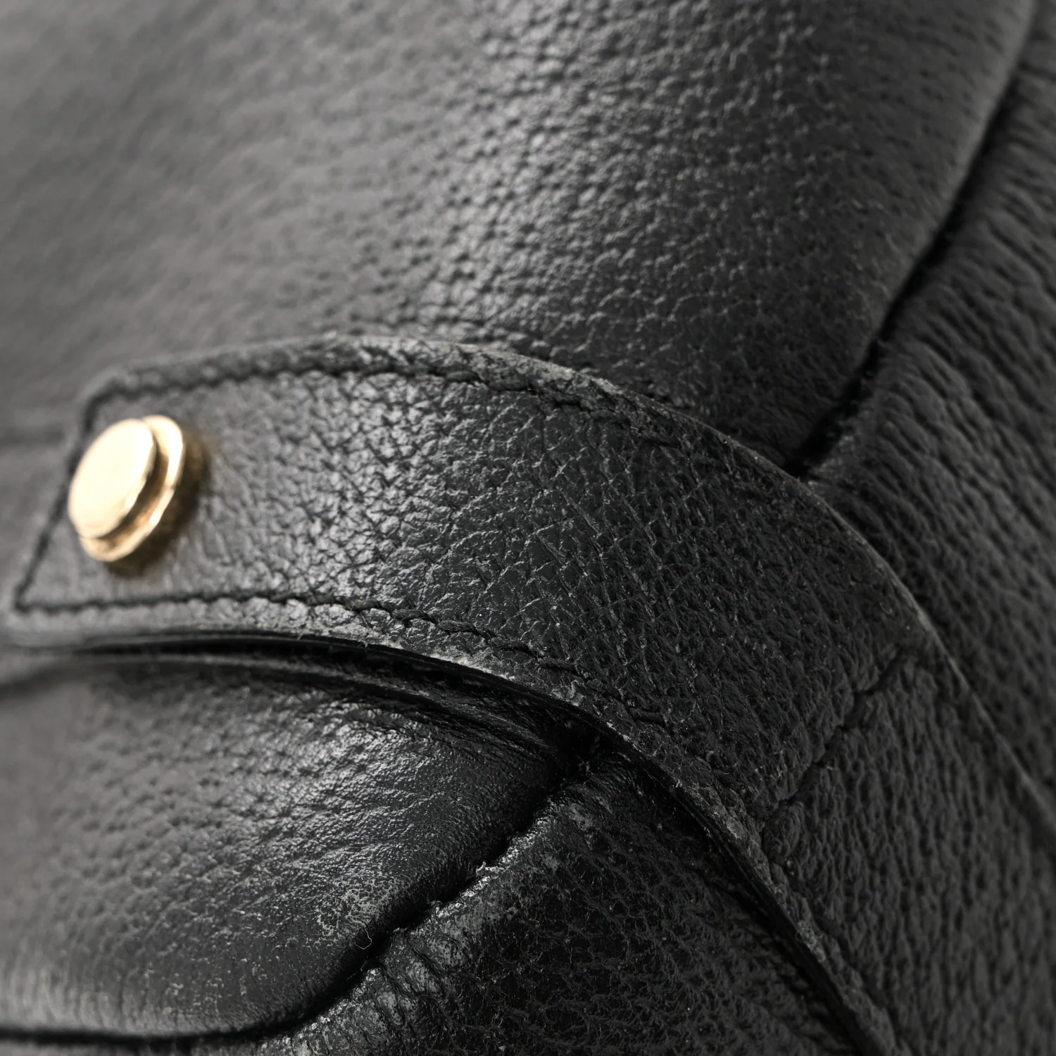 Calfskin Medium Abbey Shoulder Bag Black - Top Club