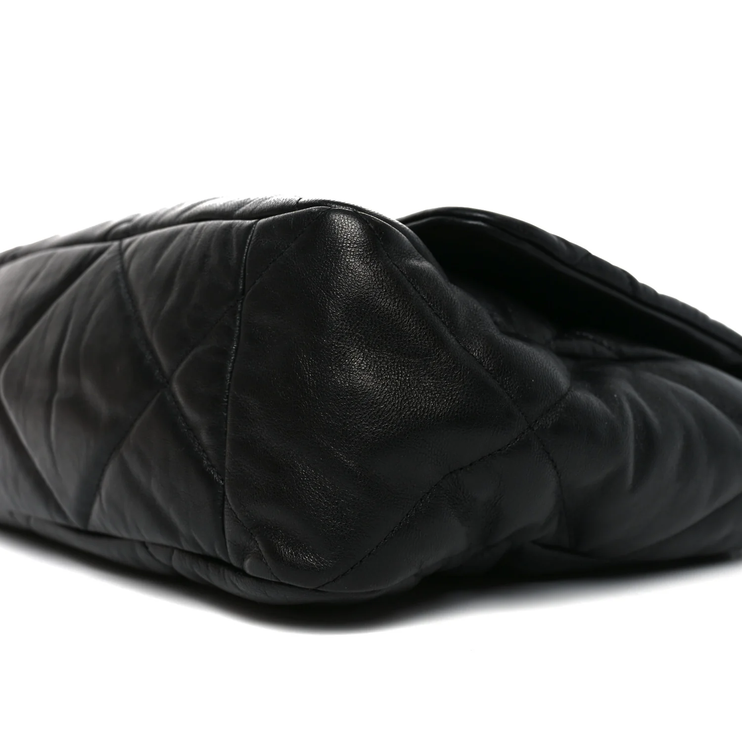 Goatskin Quilted Maxi Chanel 19 Flap Black - Top Club