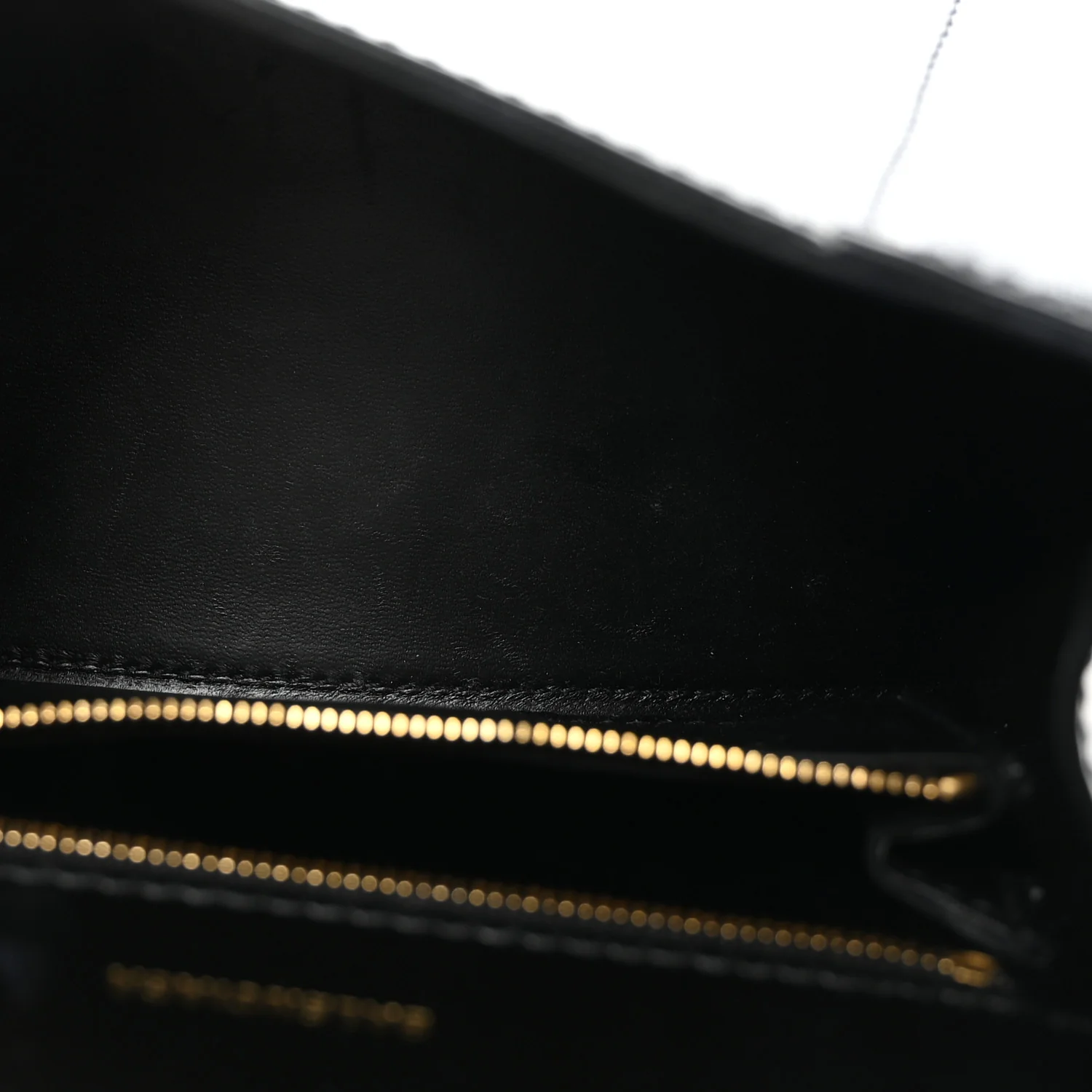 Shiny Box Calfskin Small Hourglass Top Handle Bag Black - Top Club
