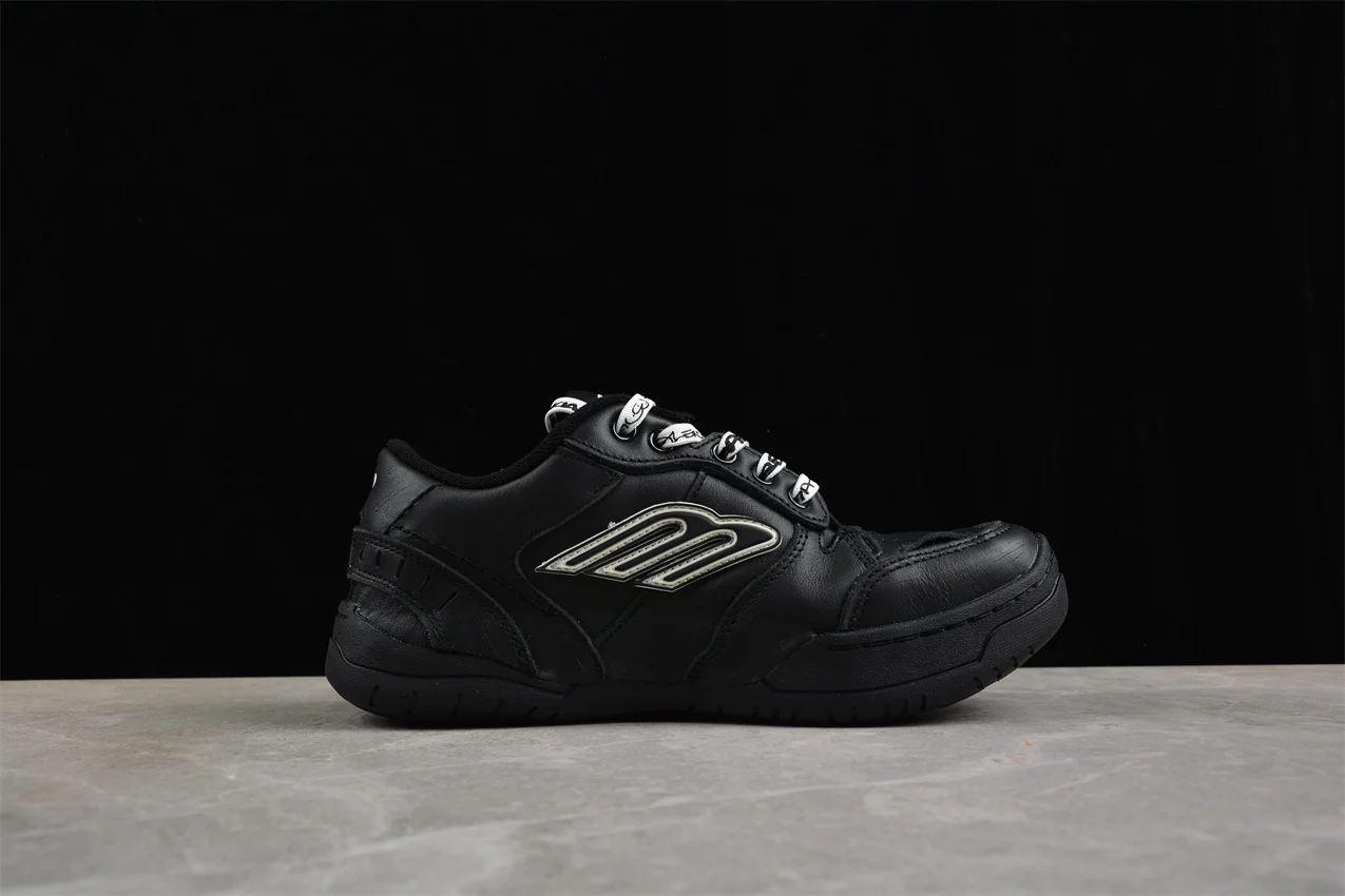 Balenciaga Hamptons Worn Out Pure Black - Sneaker Replica Workshop