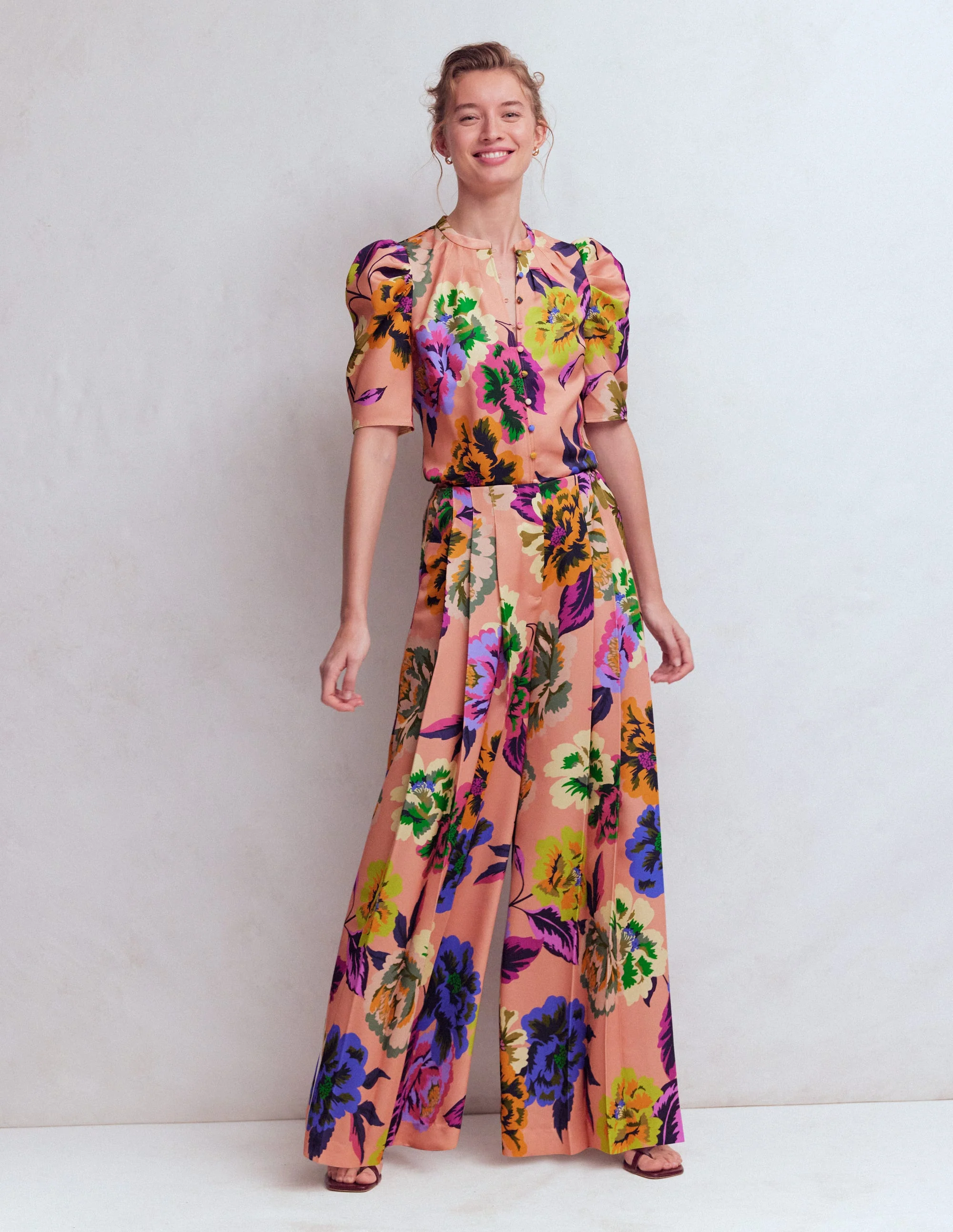 Regent Hose mit weitem Bein-Bunt, Opulente Blüten