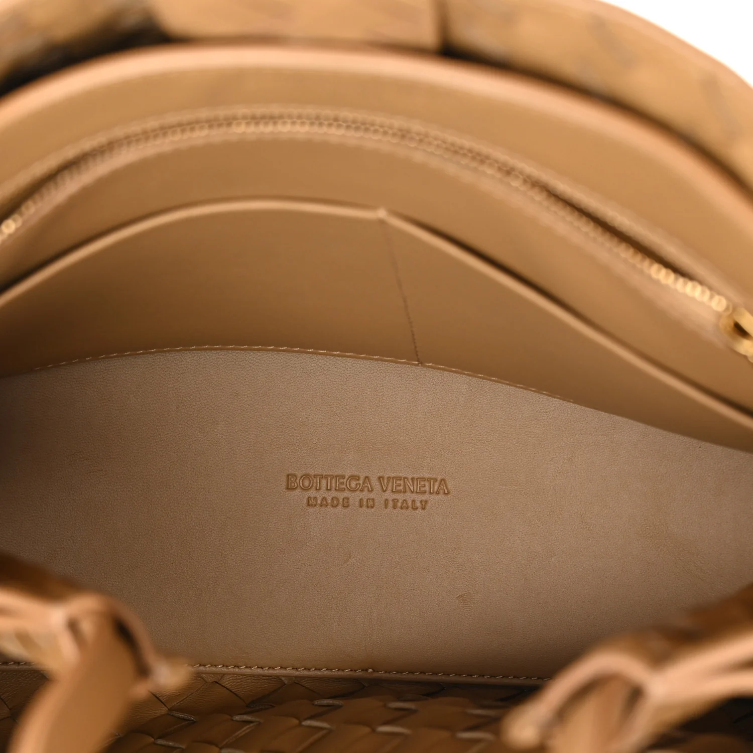 Nappa Intrecciato Medium Andiamo Shoulder Bag Dark Praline - Top Club
