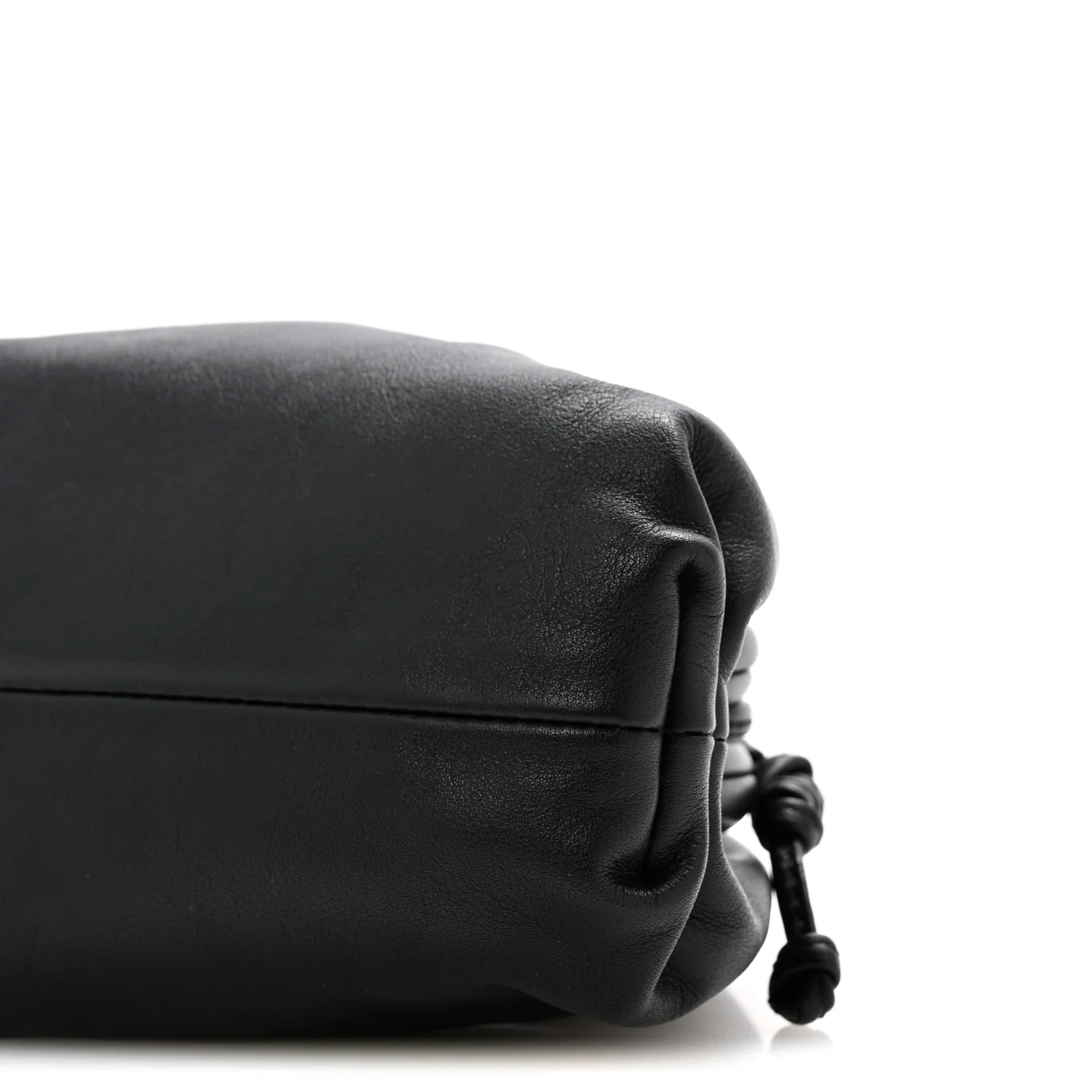 Butter Calfskin The Mini Pouch Black - Top Club