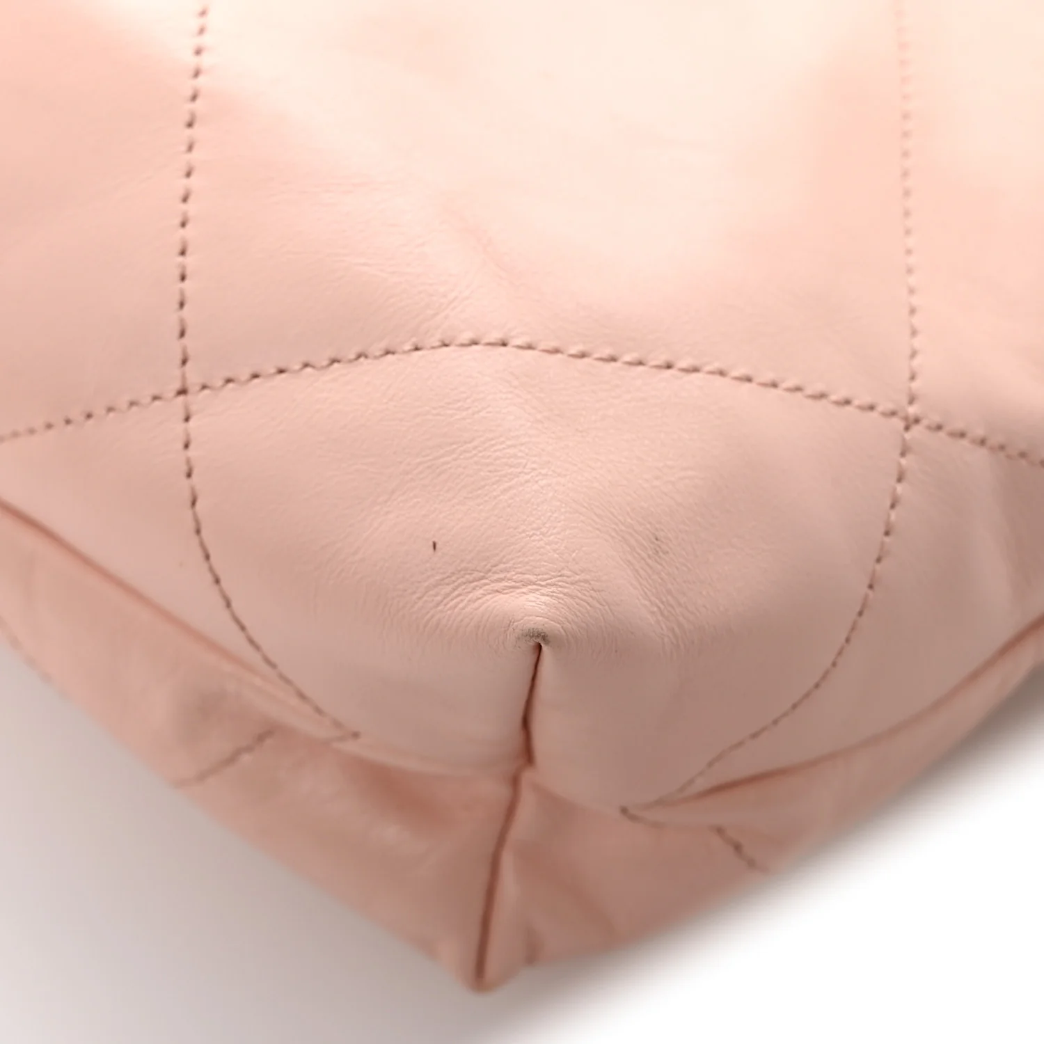 Shiny Calfskin Quilted Small Chanel 22 Light Pink - Top Club