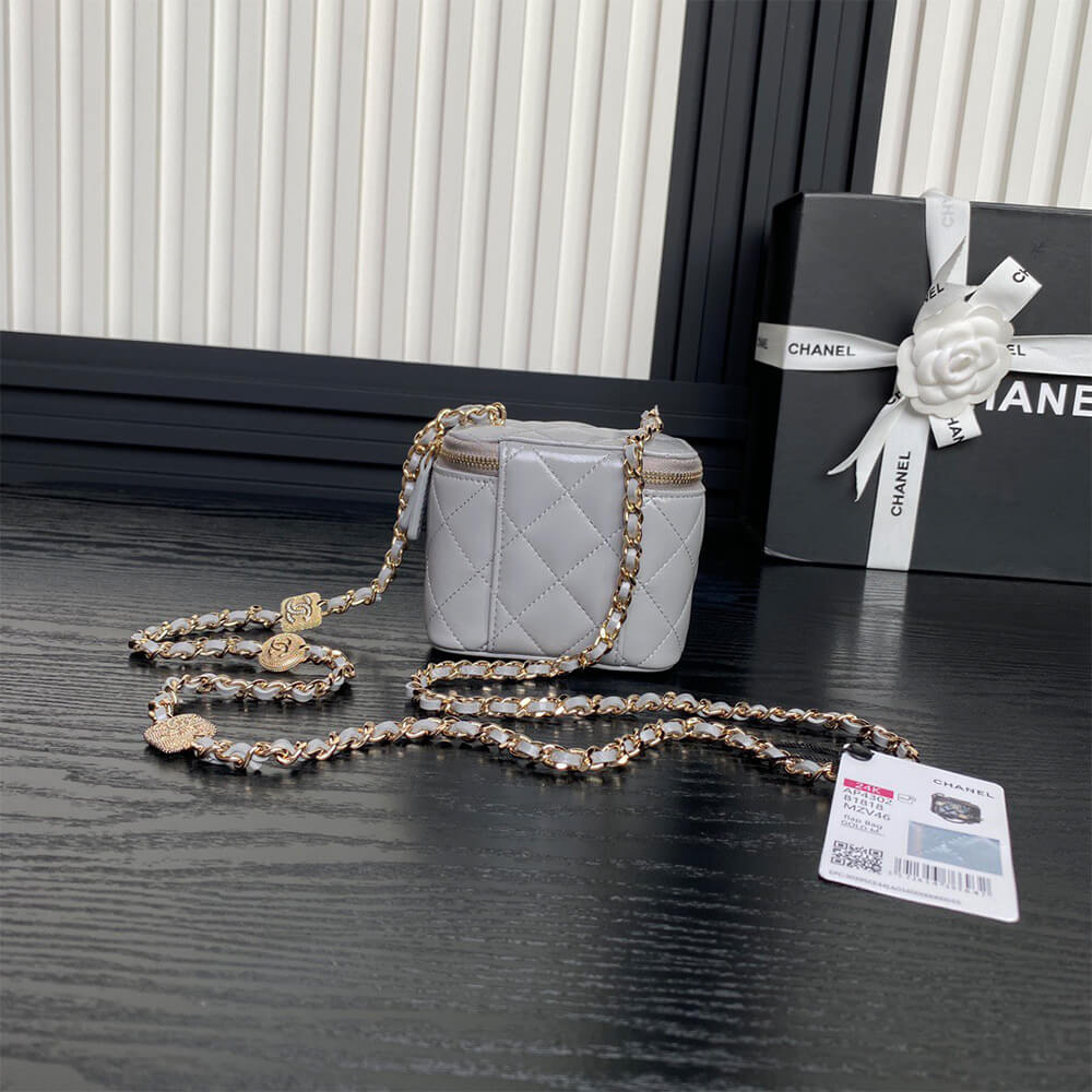 CHANEL Small Vanity with Chain(HIGH-END GRADE) - Top Club