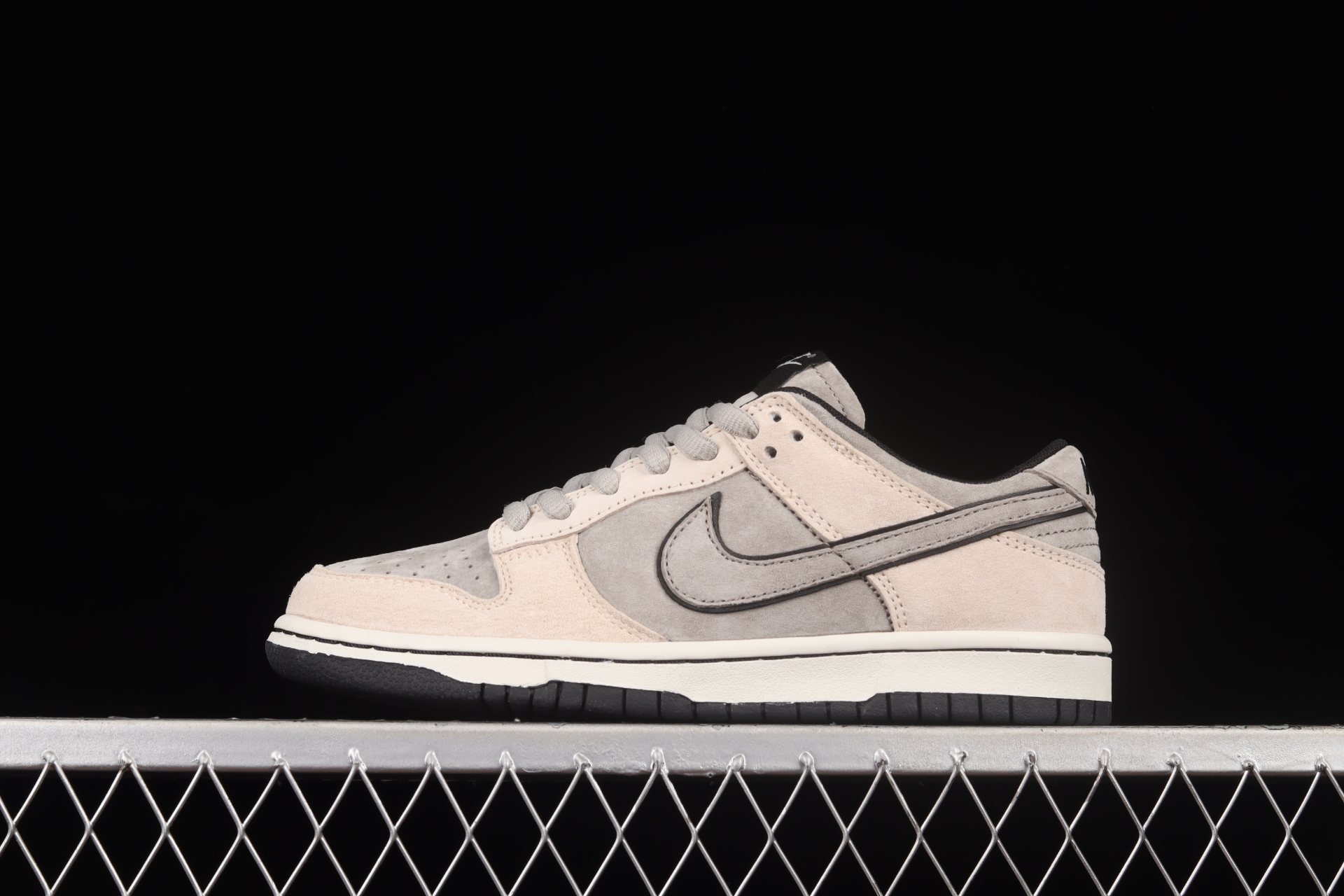 Otomo Katsuhiro x SB Dunk Low  Steamboy OST  LF0039-006 - Sneaker Replica Workshop