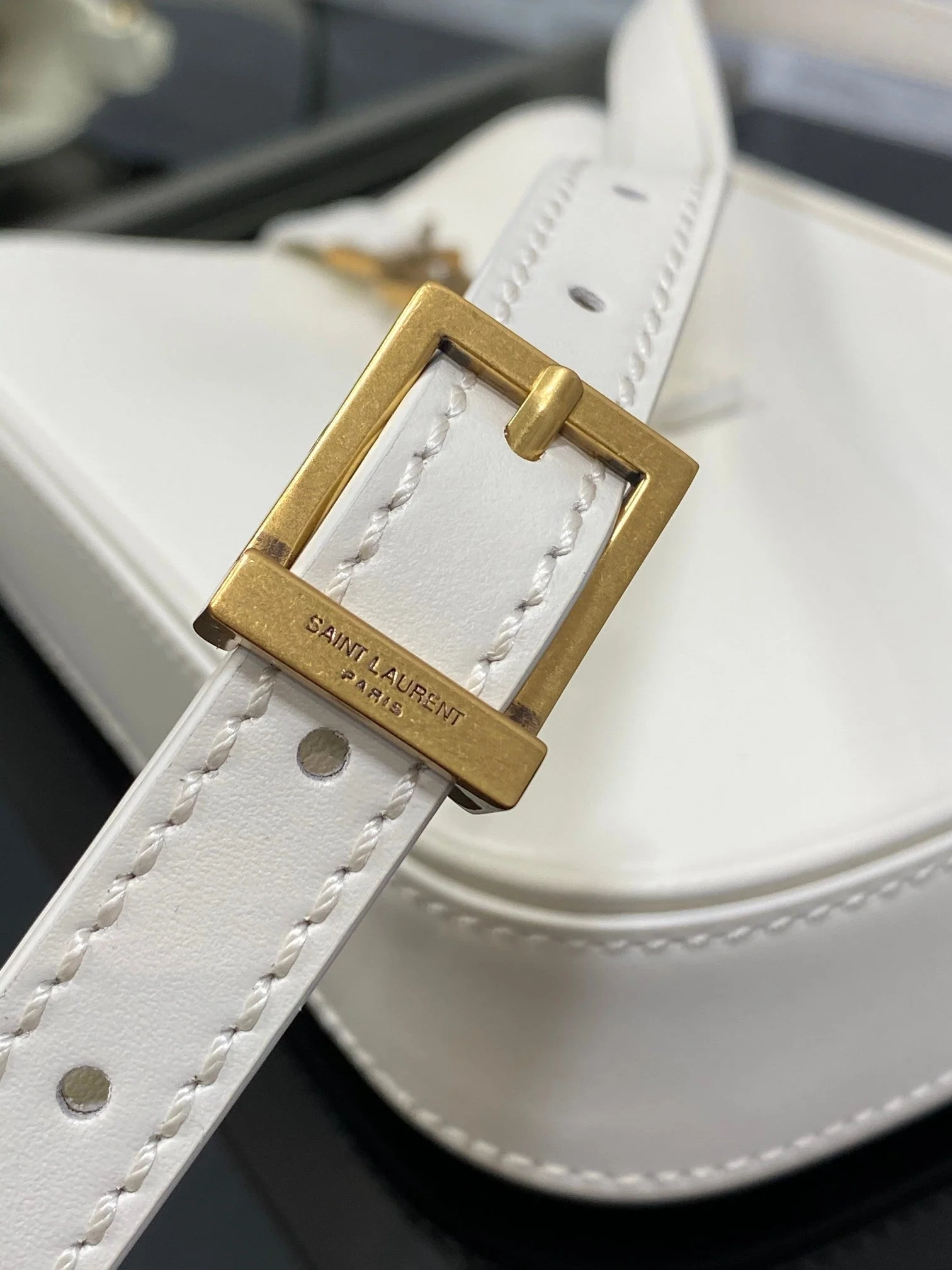 YSL Le 5 A 7 Mini White Bag - 13x20x4cm - Top Club