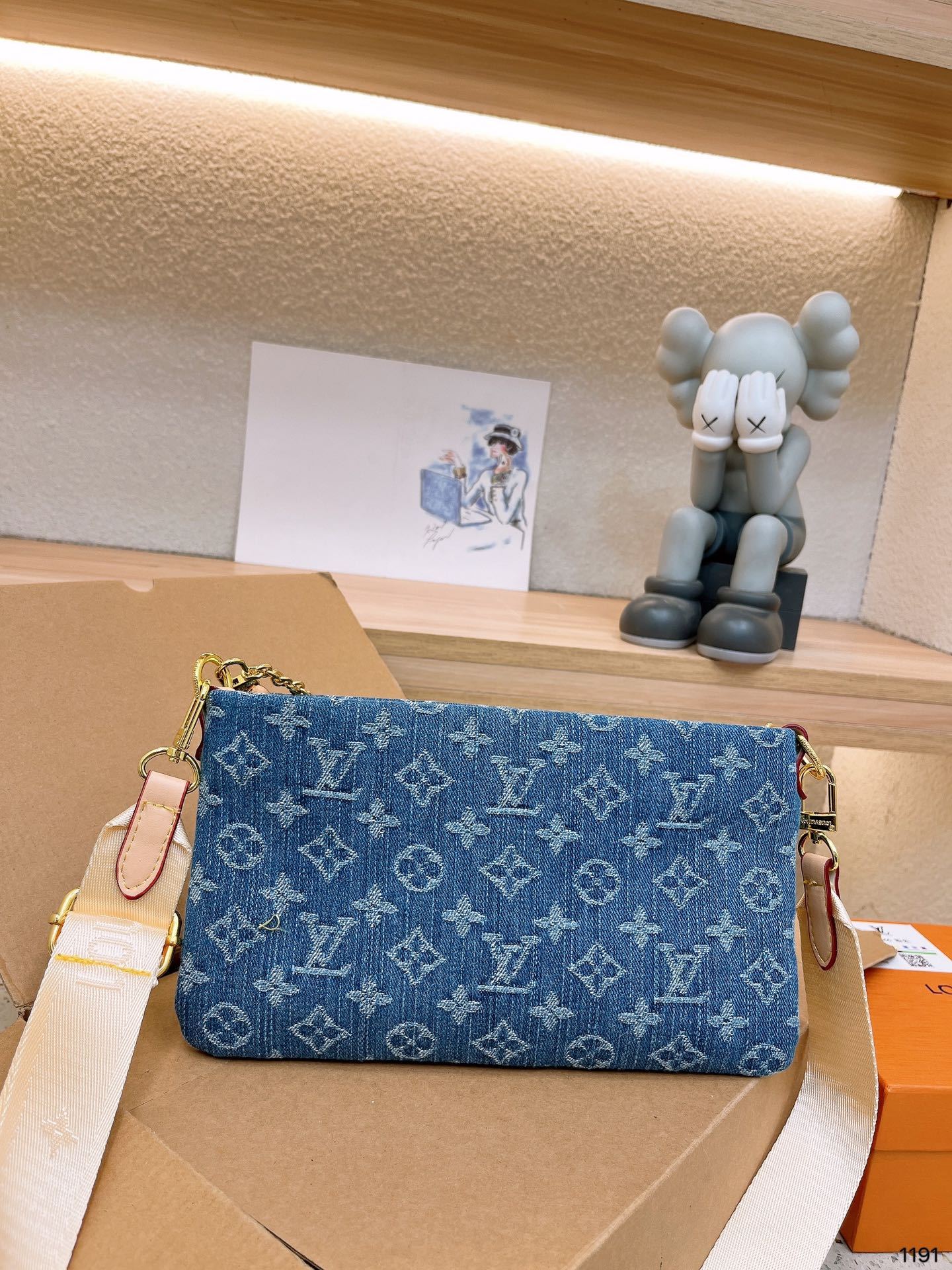 Louis new arrival denim bag size : 24 * 14 cm - Top Club