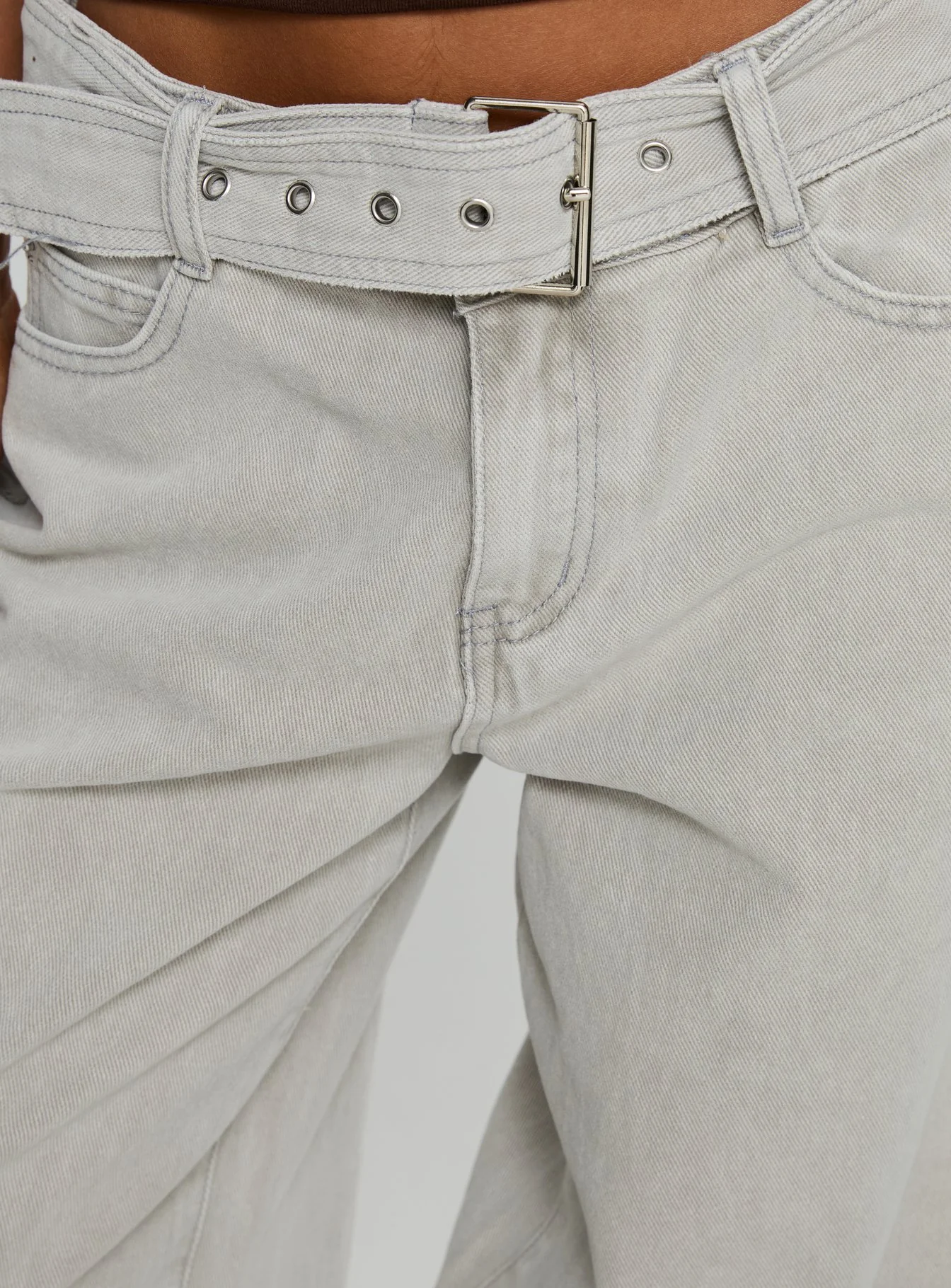 Katlin Mid Rise Wide Leg Buckle Detail Jeans Grey Wash