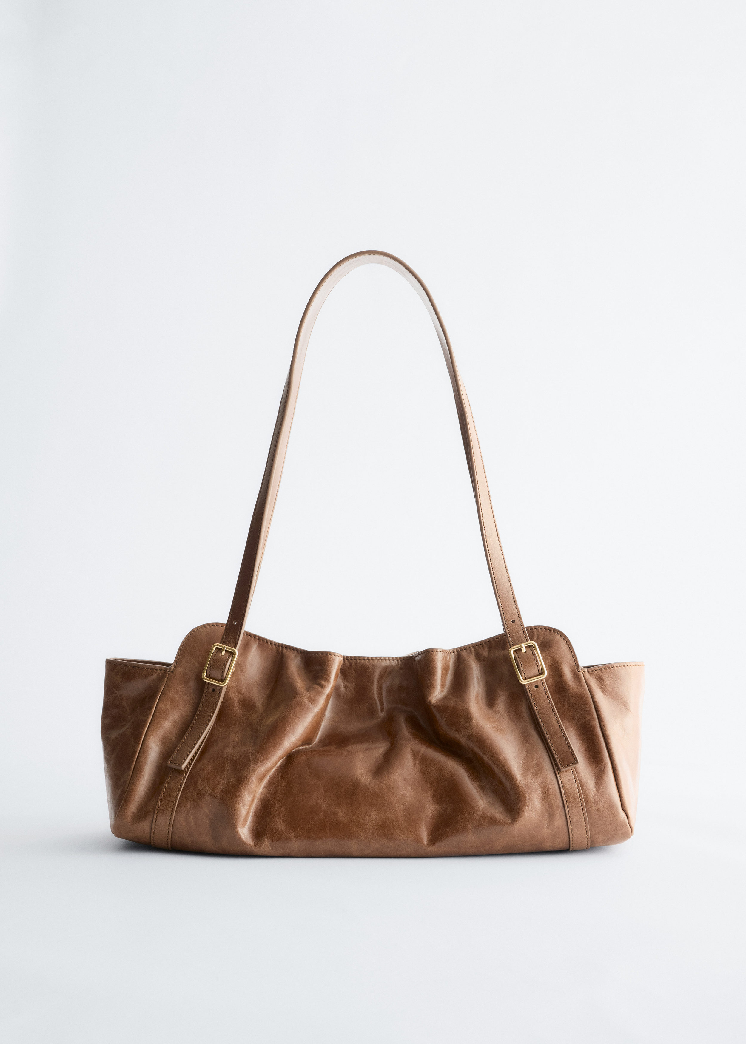 & Other Stories LOW-PROFILE LEATHER SHOULDER BAG