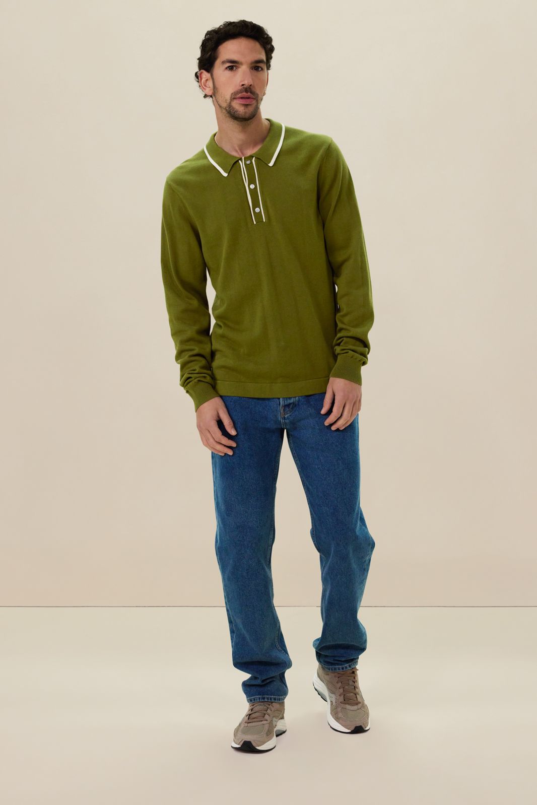 Groene gebreide polo