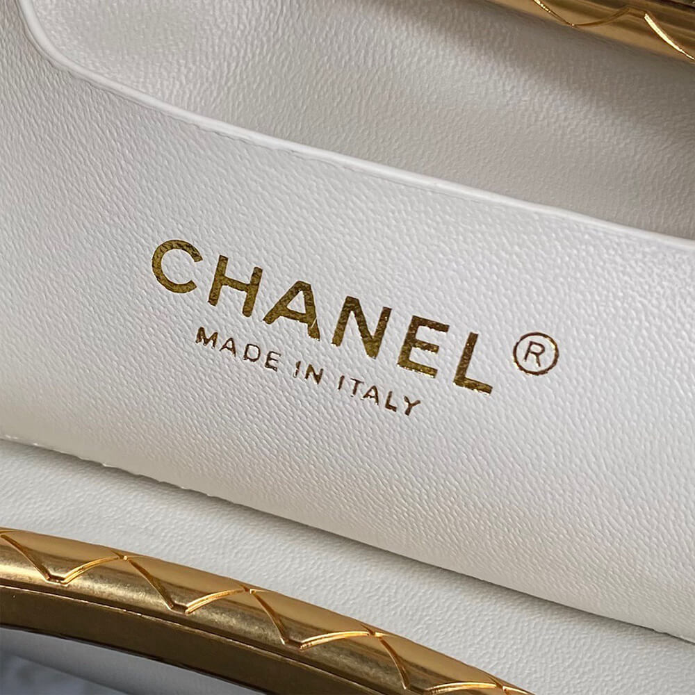 CHANEL Clutch - Top Club