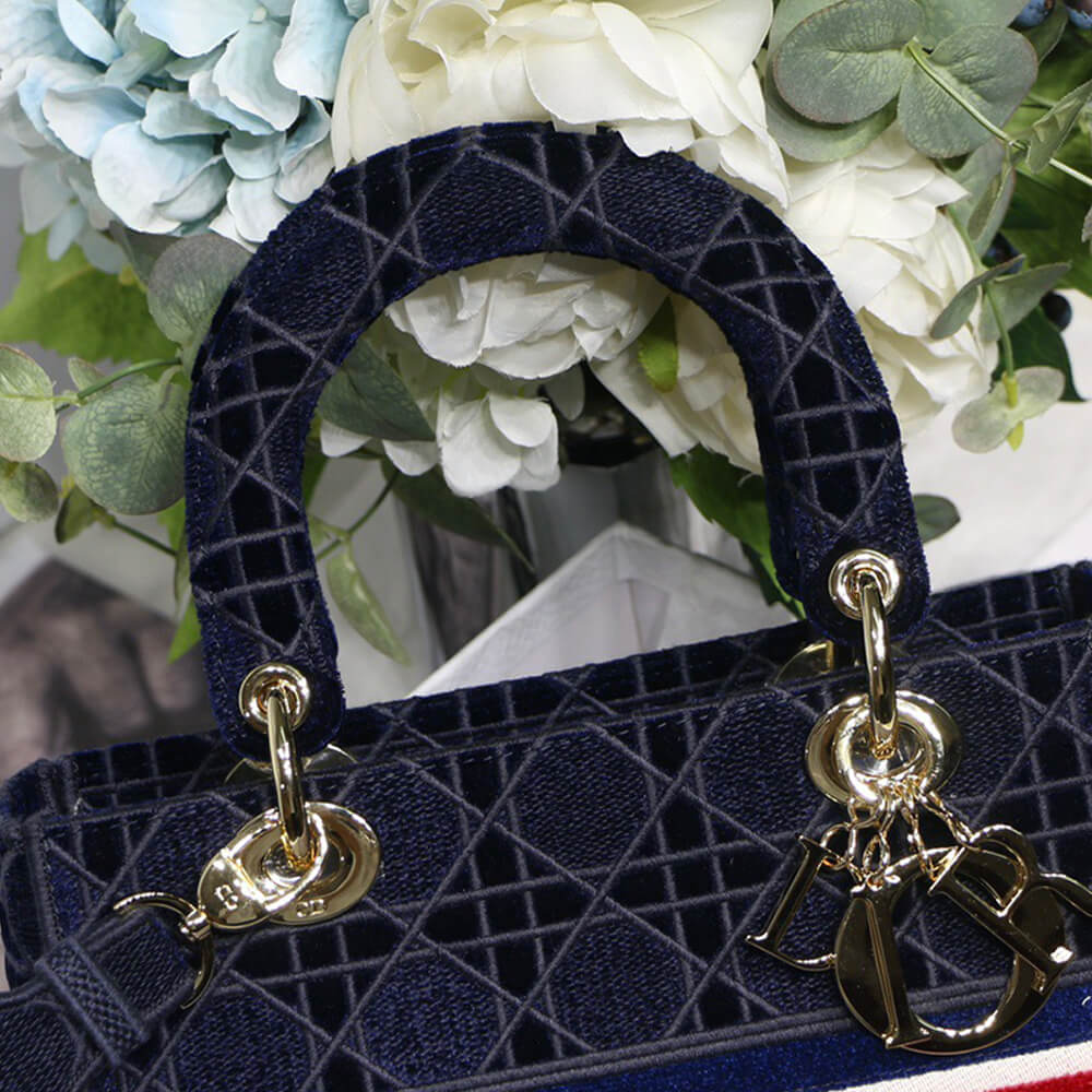 DIOR MEDIUM LADY D-LITE BAG - Top Club