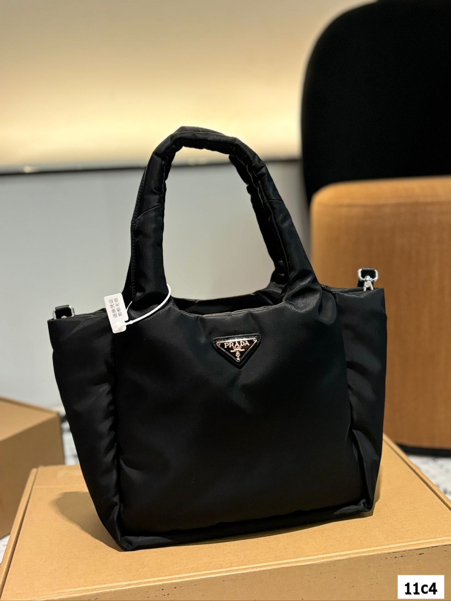 Pra new arrivla bucket tote bag size:30 * 26 cm - Top Club