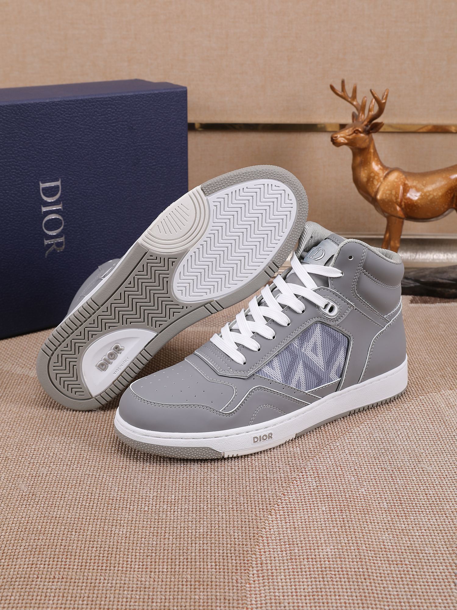 Dior Men's High Top Sneakers with Oblique Pattern and Adjustable Strap - Sneaker Replica Workshop