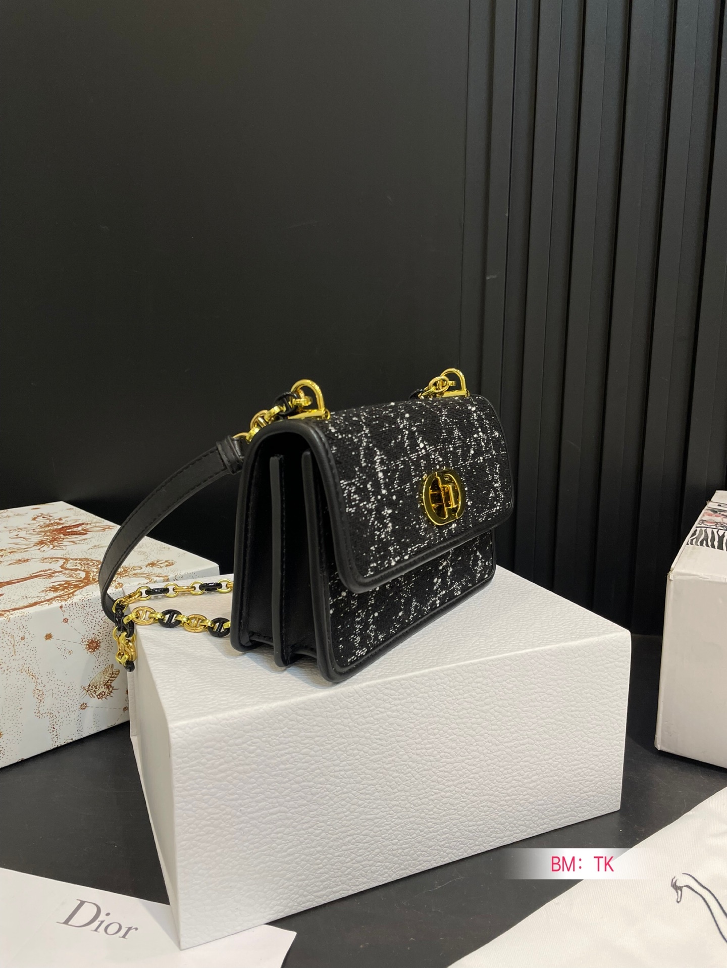 D new arrival Montaigne bag size:19 * 13 cm - Top Club