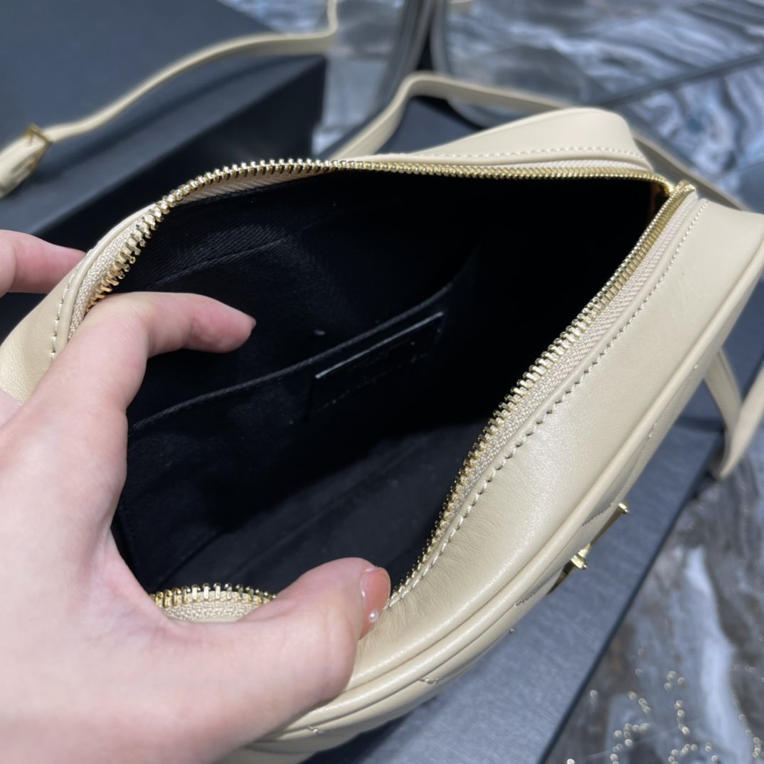 Y Lou Camera Bag Beige With Gold Toned Hardware - Top Club