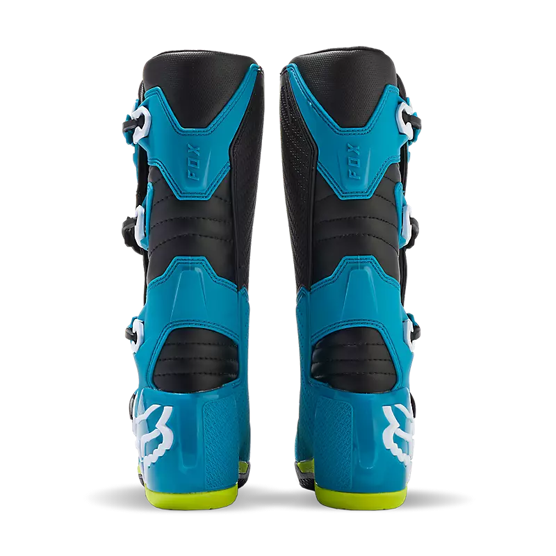 Complete boots