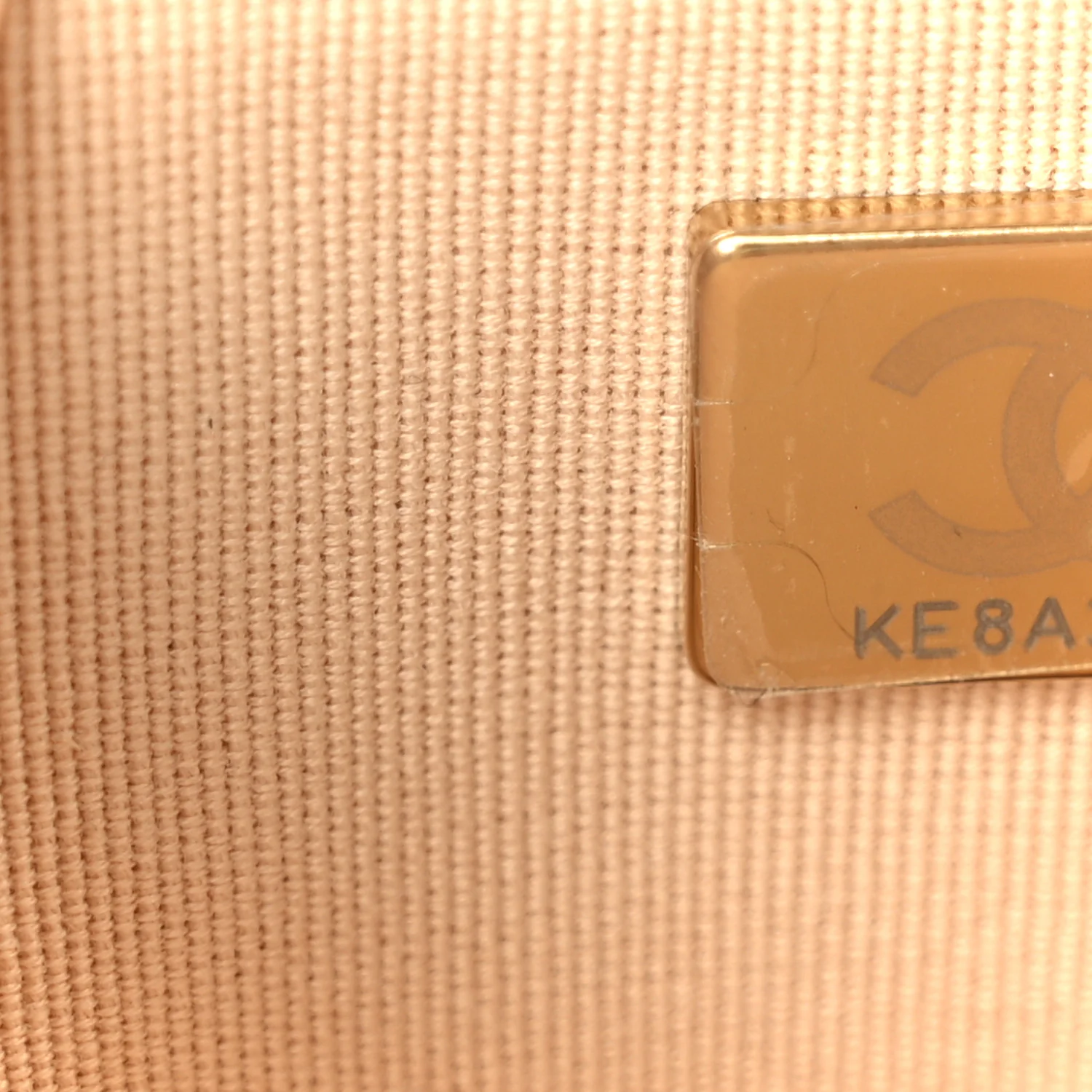 Caviar Quilted Wallet on Chain WOC Beige - Top Club