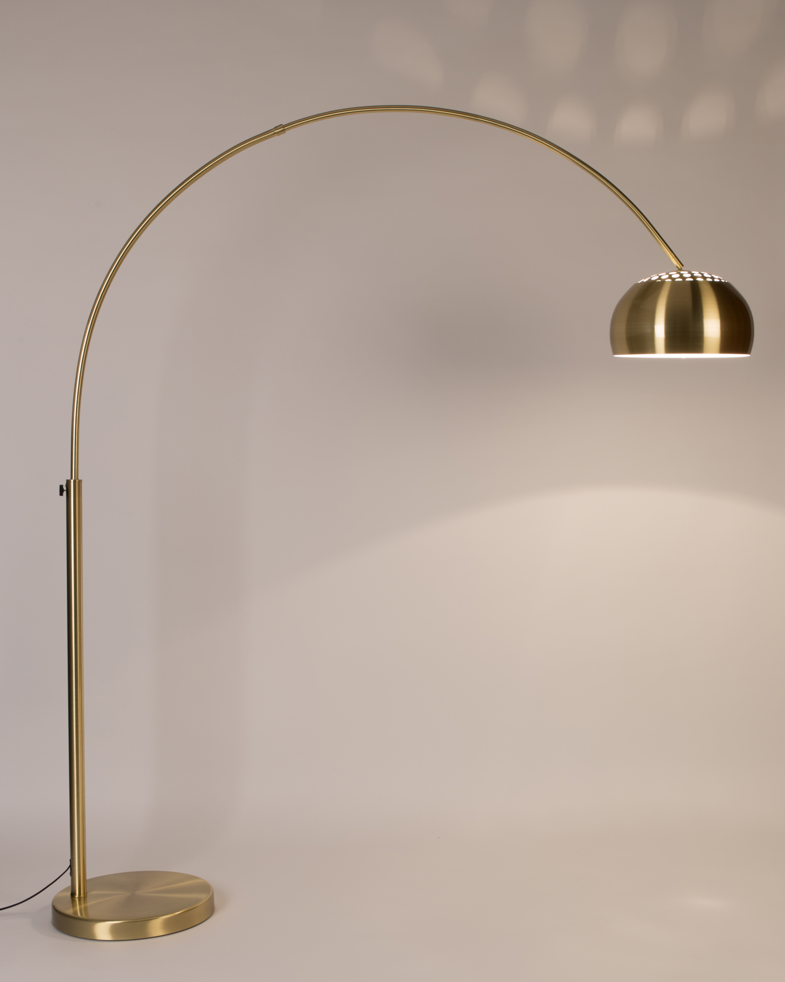 Vloerlamp Metal Bow Messing