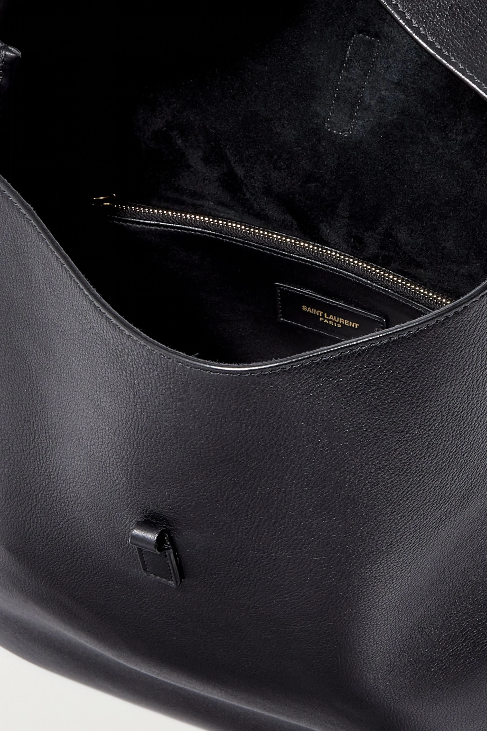 SAINT LAURENT Le 5 �� 7 Supple large leather shoulder bag - Top Club