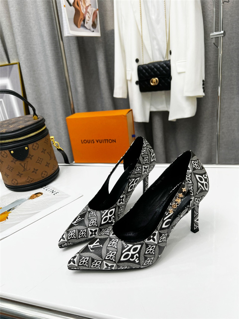 louis vuitton LV metal buckle high heels - Sneaker Replica Workshop