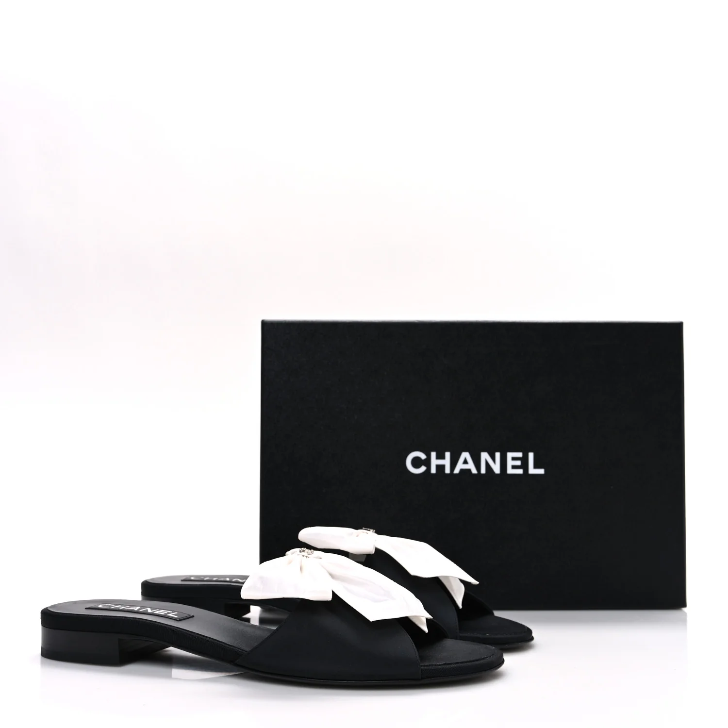 Silk Bow CC Mules 41 Black White - Top Club