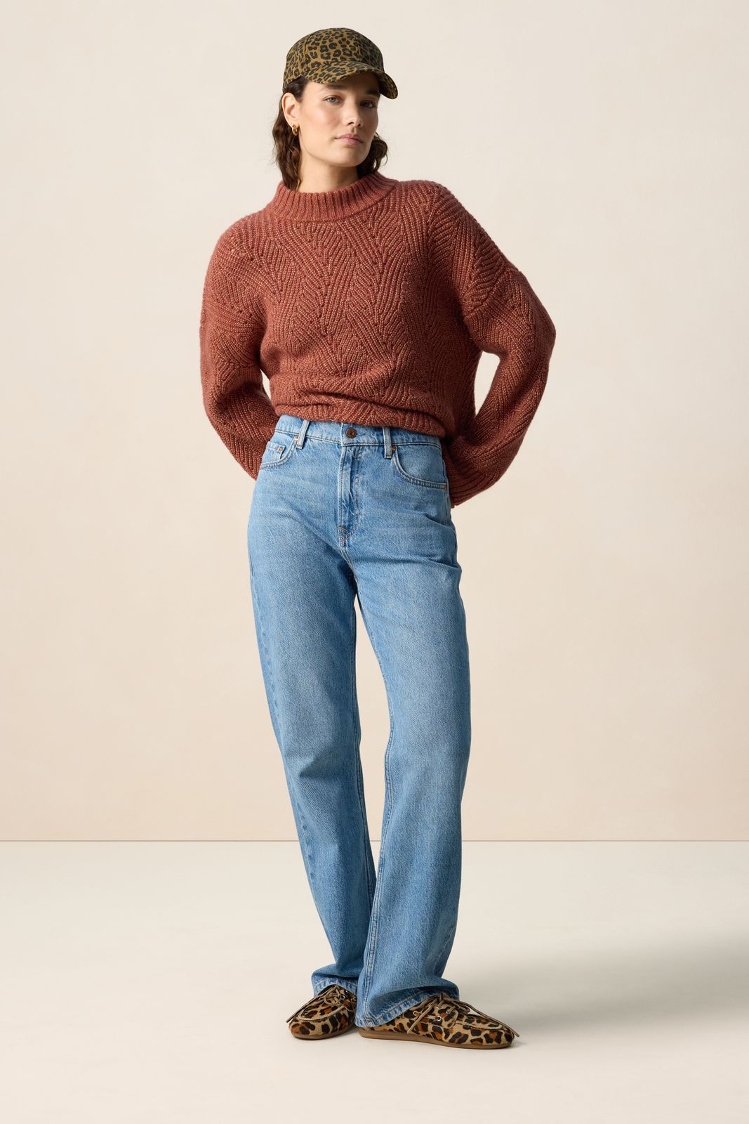 Donkerrode gebreide trui met lurex