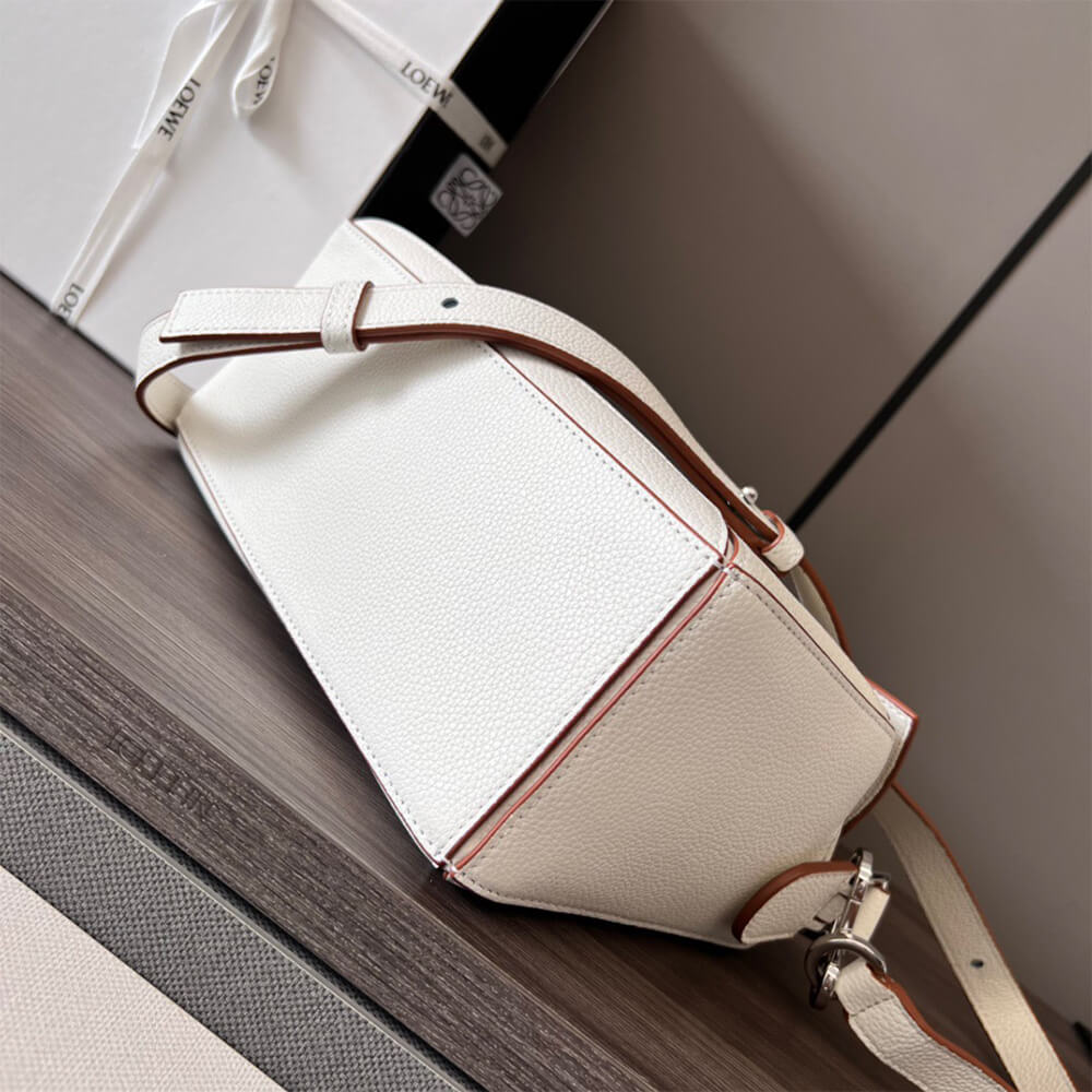 LOEWE Small Puzzle Bag - Top Club