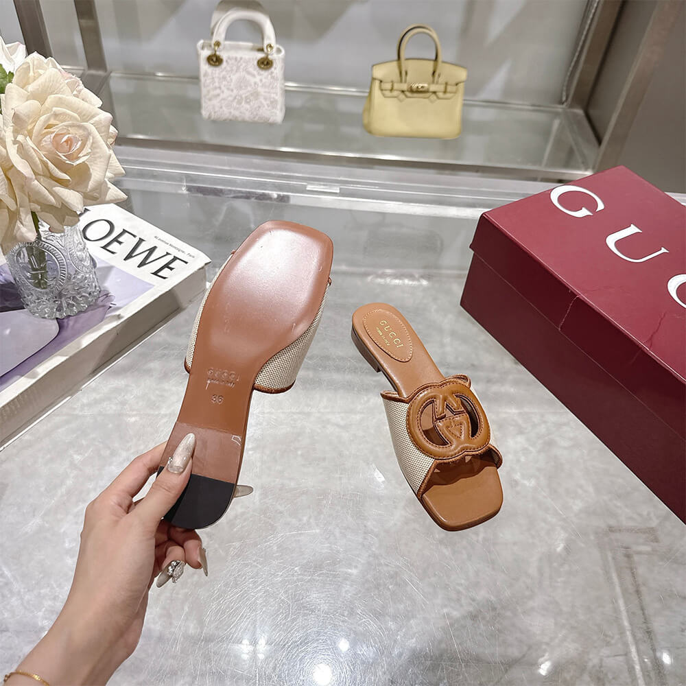 GUCCI Women s Interlocking G slide sandal - Top Club